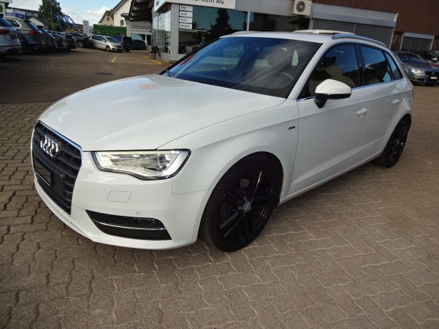 AUDI A3 Sportback 1.8 TFSI Ambition quattro S-tronic
