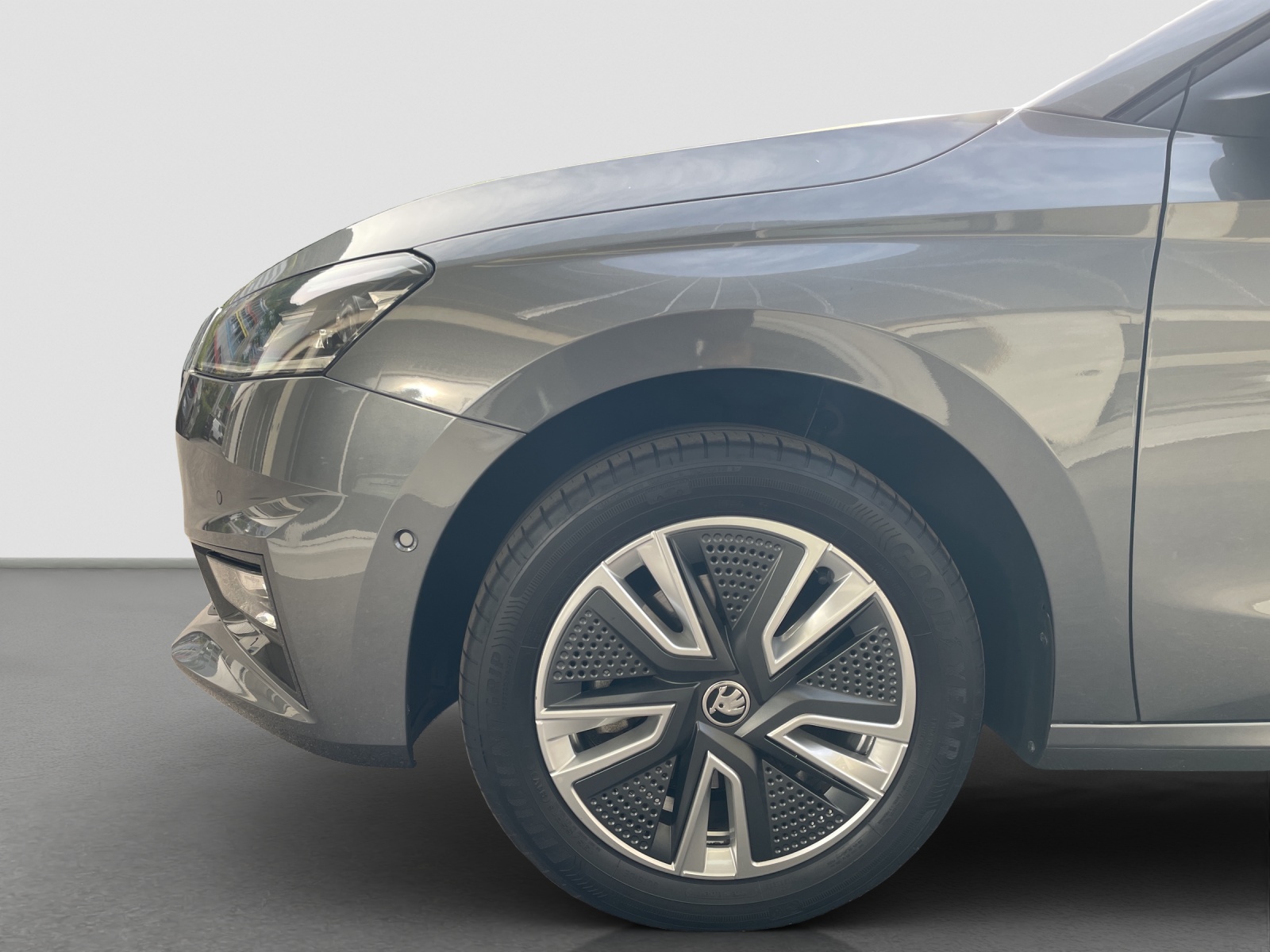 SKODA Fabia 1.0 TSI Style-image-4