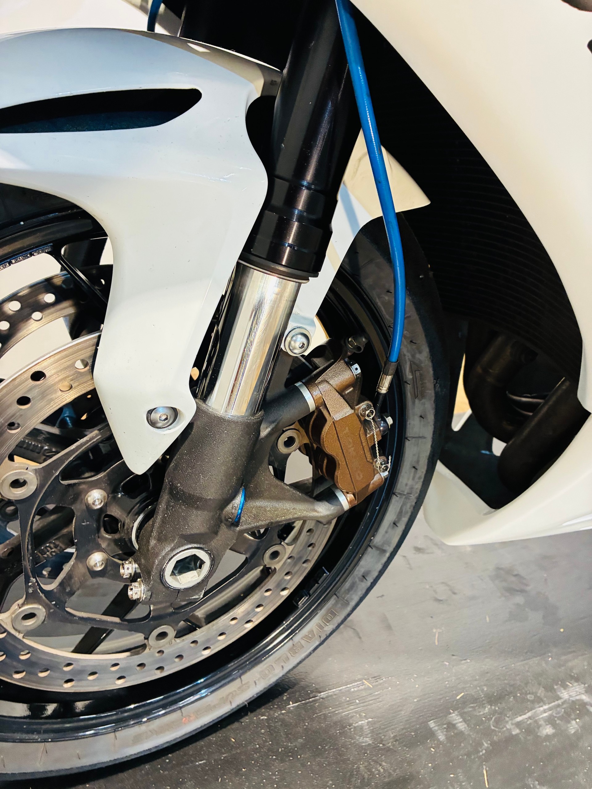 HONDA CBR 1000 RA ABS-image-8