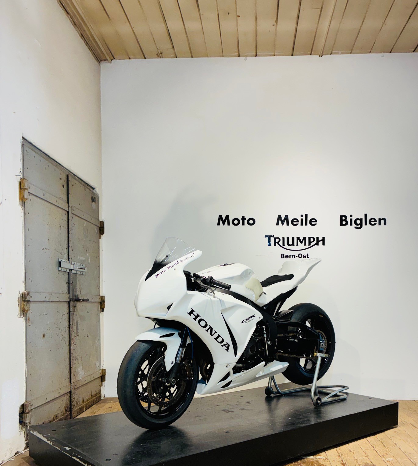 HONDA CBR 1000 RA ABS-image-2