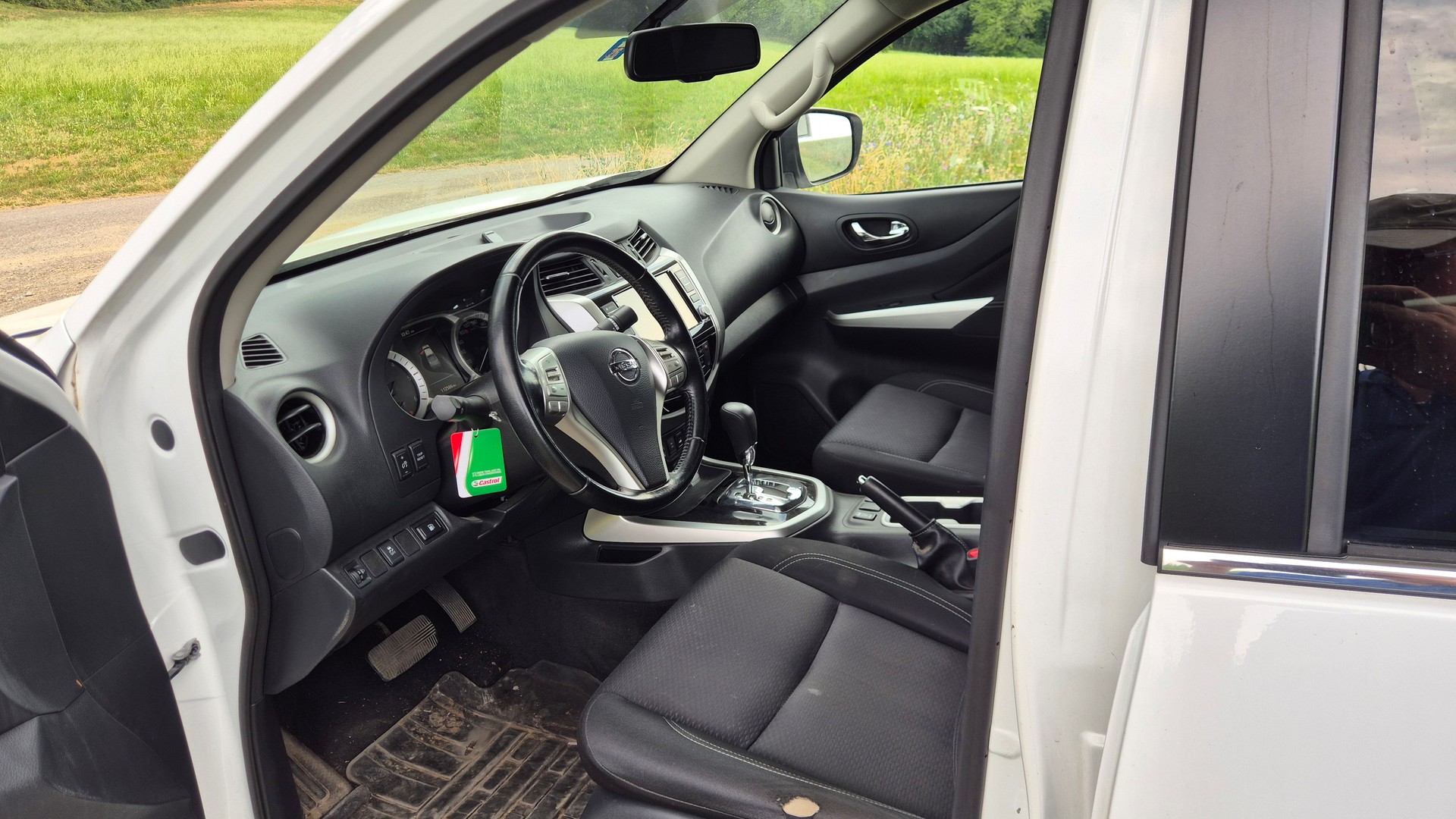 NISSAN Navara Double Cab Acenta 2.3 dCi 4WD-image-4