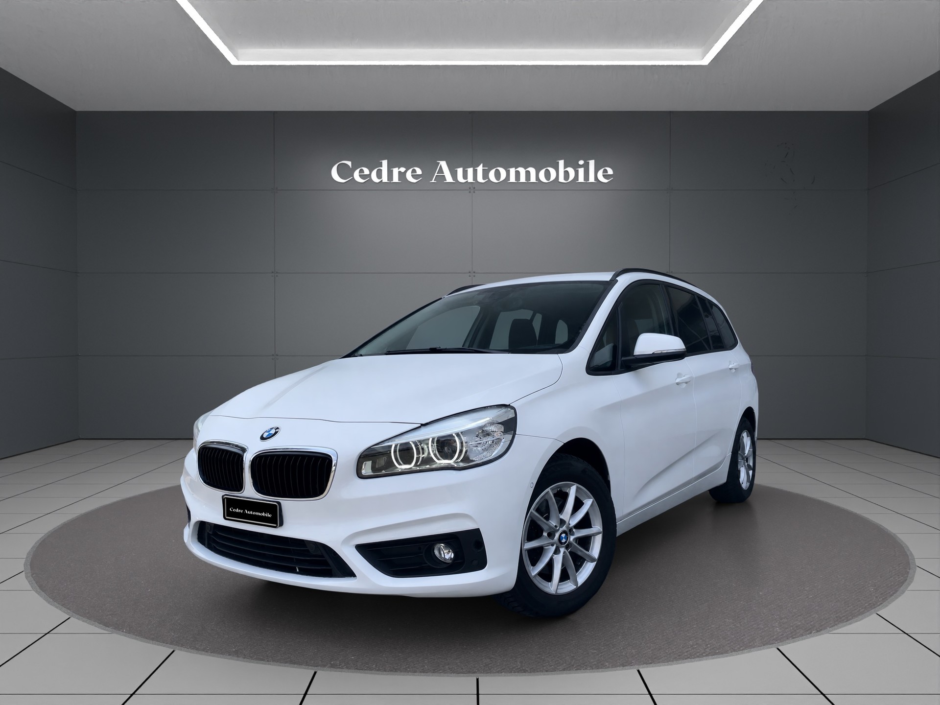 BMW 218d xDrive Gran Tourer Steptronic-showroom-element-1