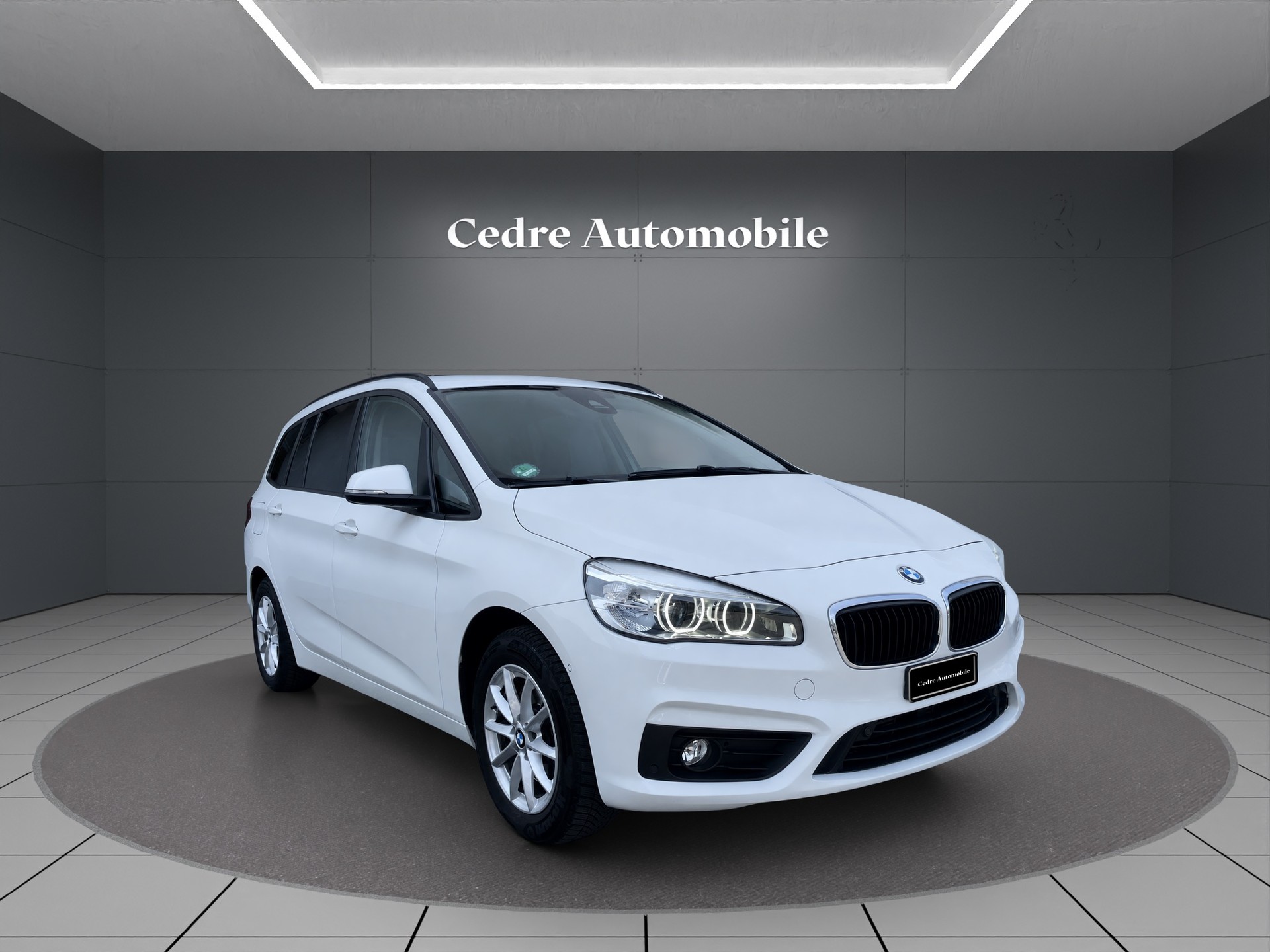 BMW 218d xDrive Gran Tourer Steptronic-showroom-element-2