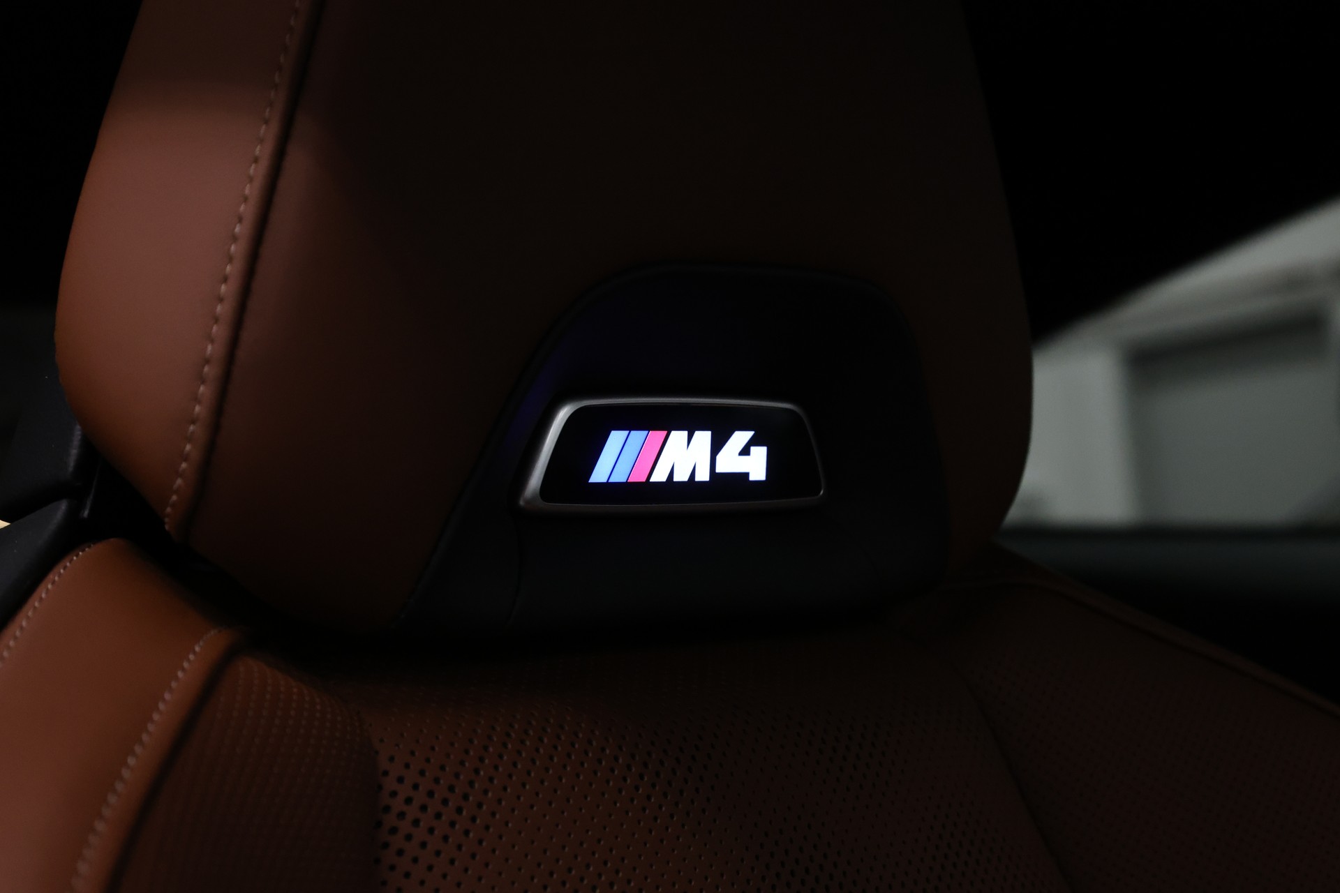 BMW M4 Competition xDrive Coupé-image-28