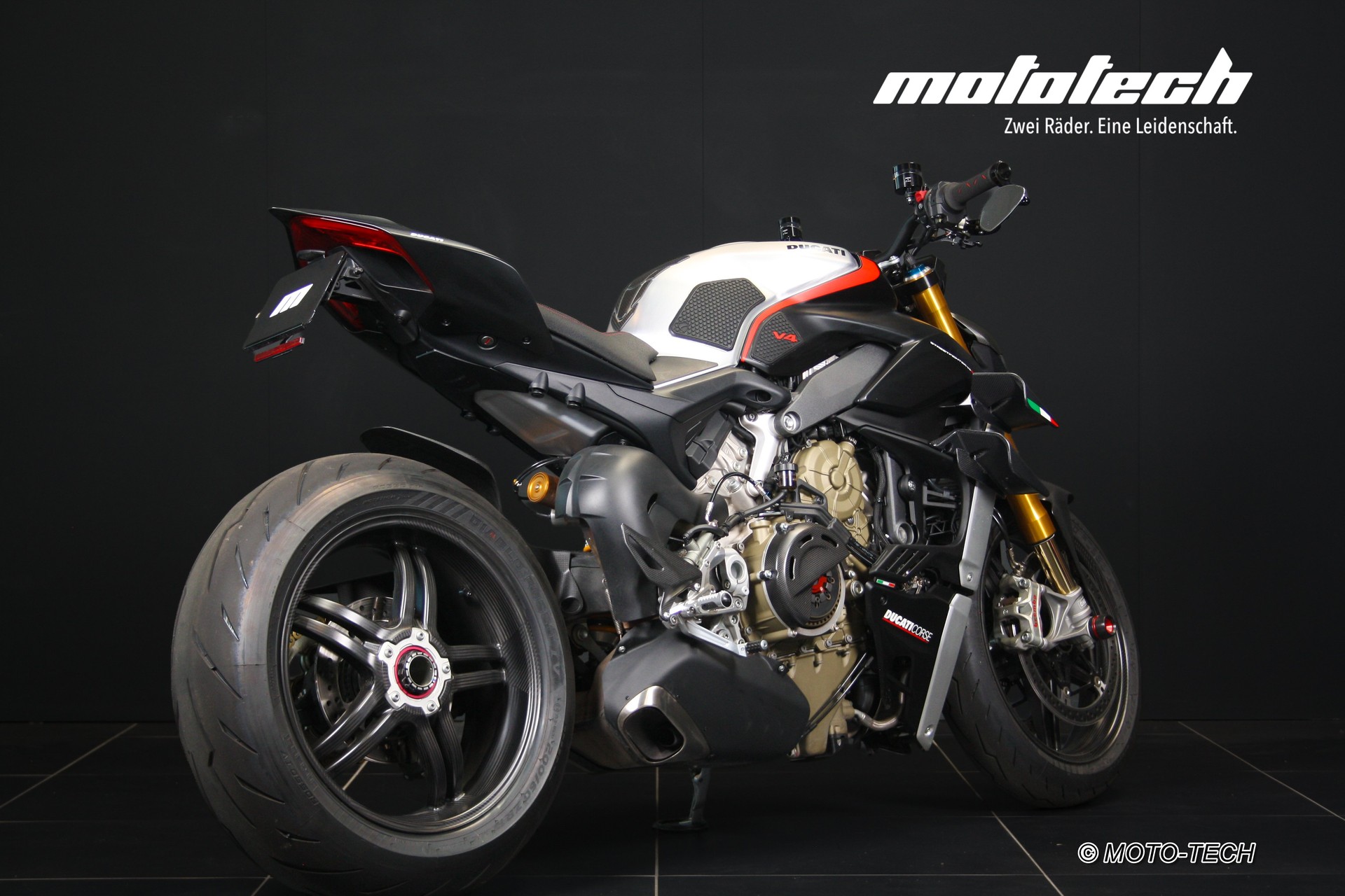 DUCATI Streetfighter V4 SP-image-2