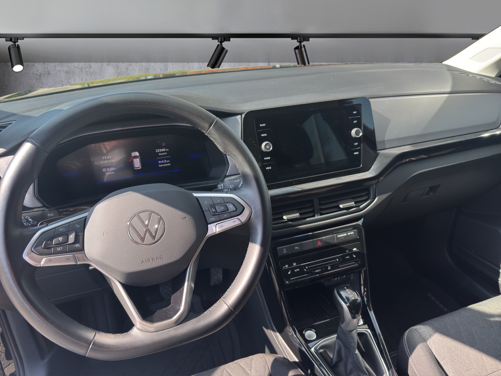 VW T-Cross 1.0 TSI EVO Life DSG-image-5