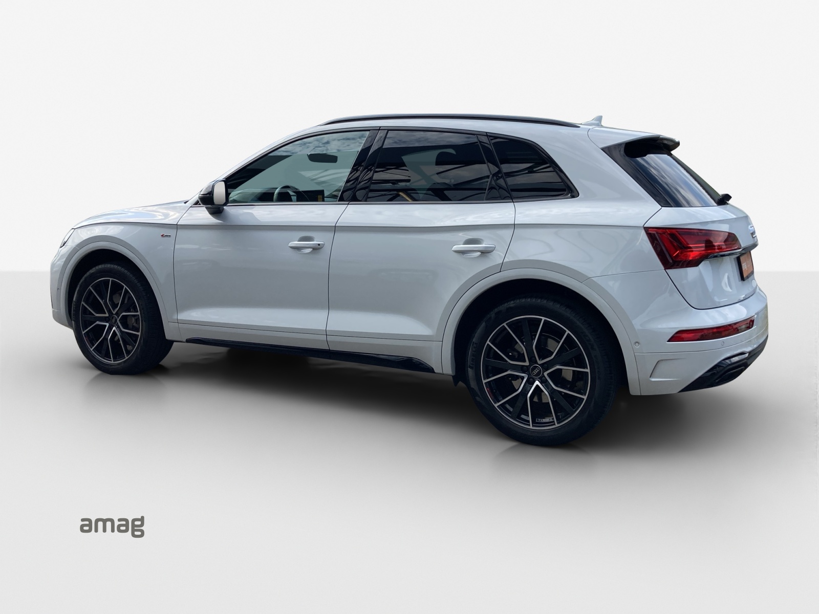 AUDI Q5 45 TFSI S-line quattro S-tronic-showroom-element-2
