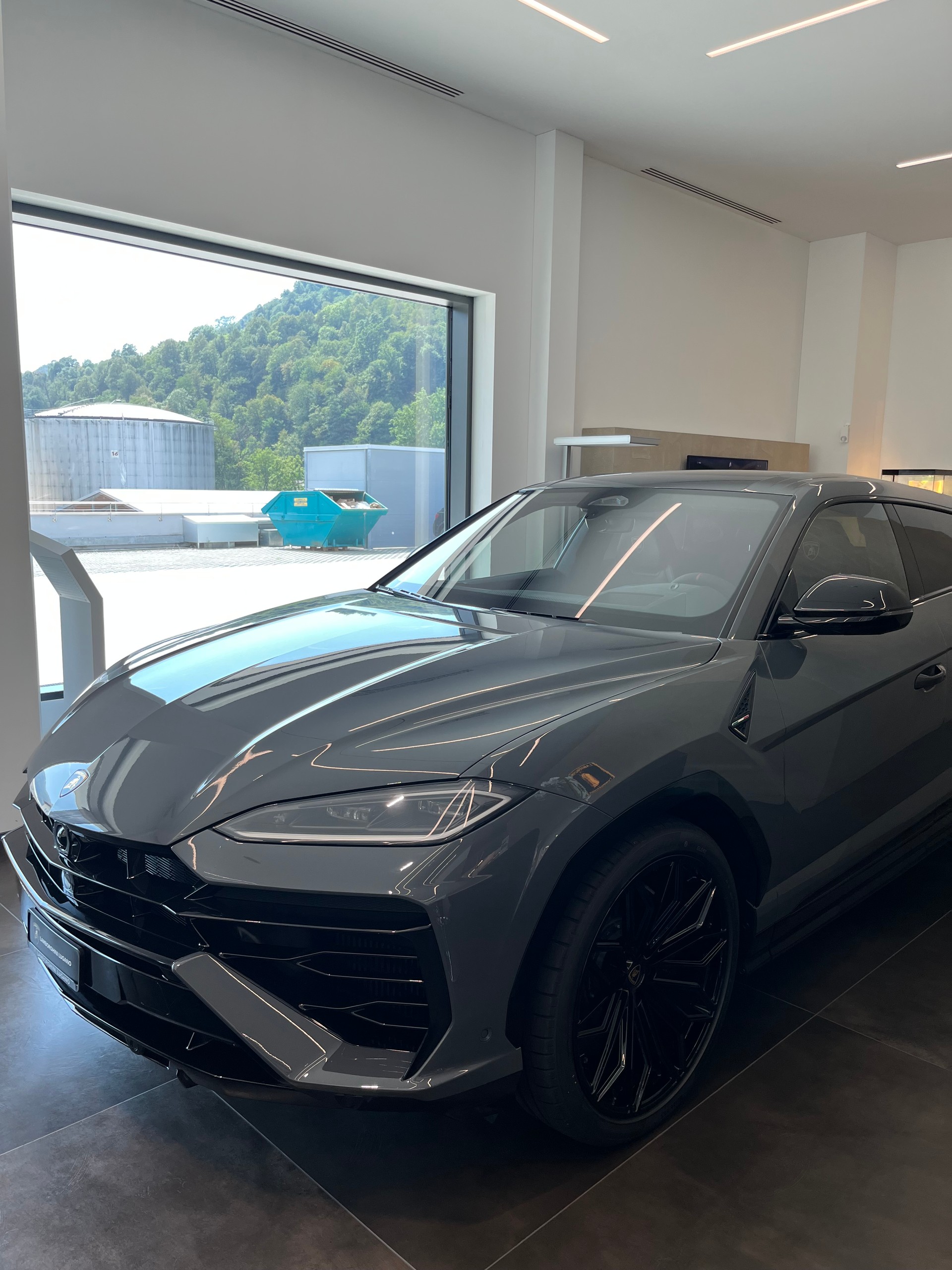 LAMBORGHINI Urus SE MY26 Lamborghini Lugano Scarico Akrapovic-showroom-element-2