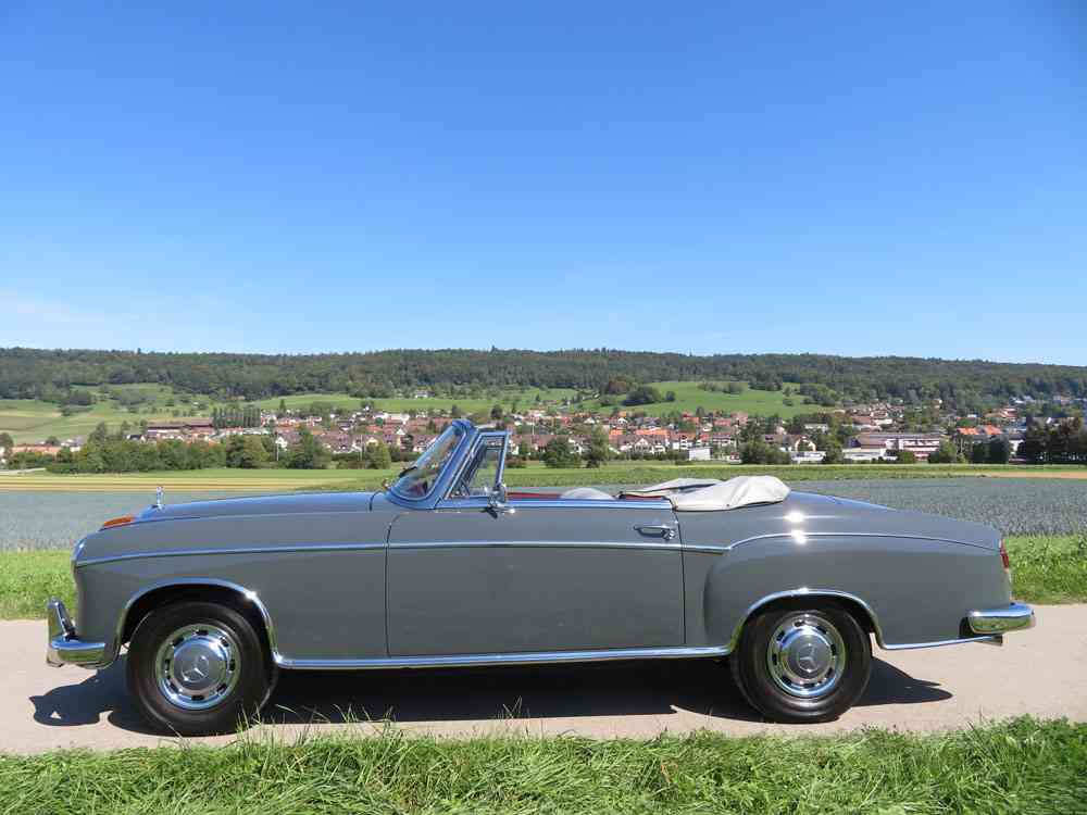 MERCEDES-BENZ 220 S-image-2