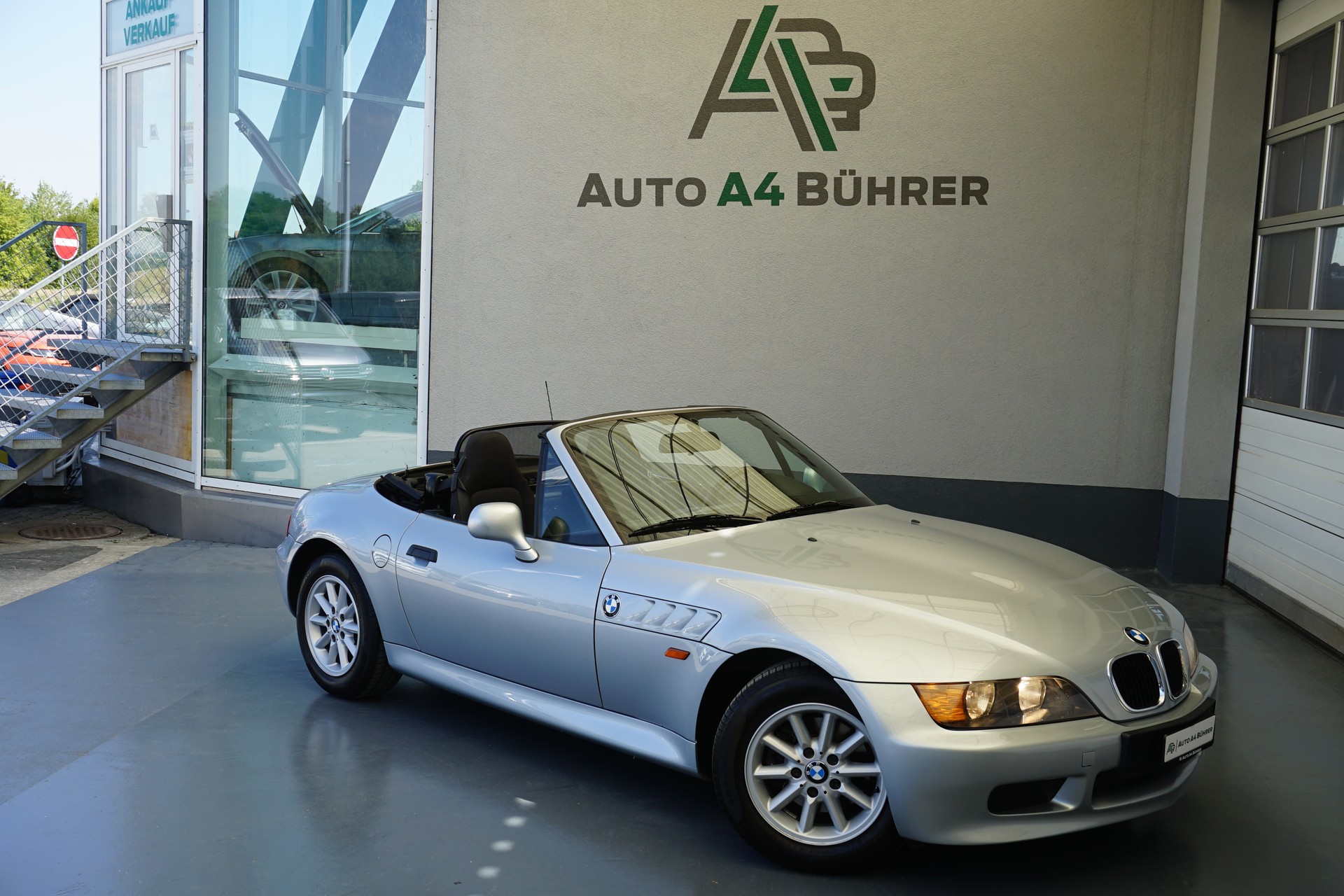 BMW Z3 1.9i Roadster Handschalter !! sehr gepflegt!!-showroom-element-3