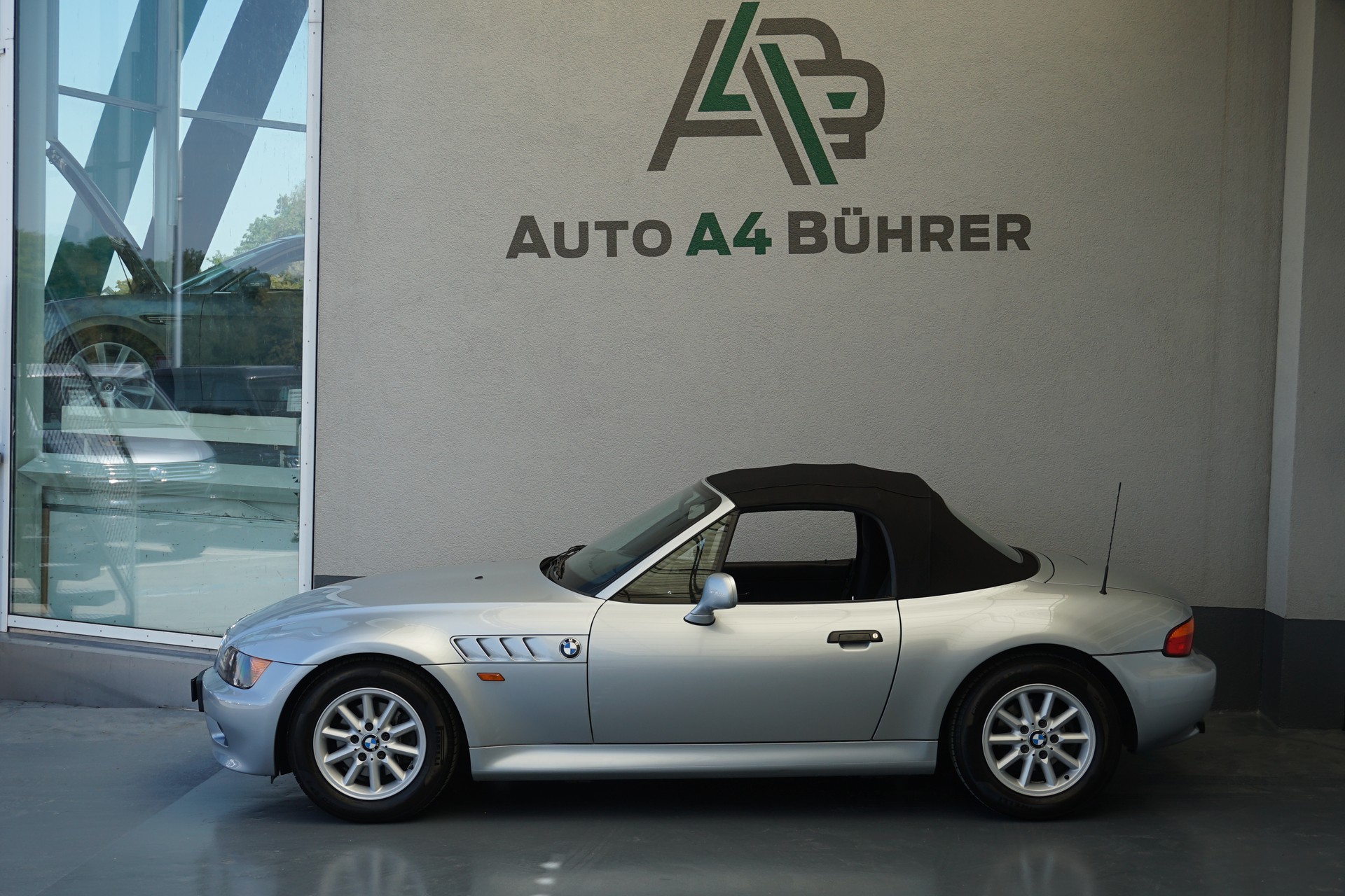 BMW Z3 1.9i Roadster Handschalter !! sehr gepflegt!!