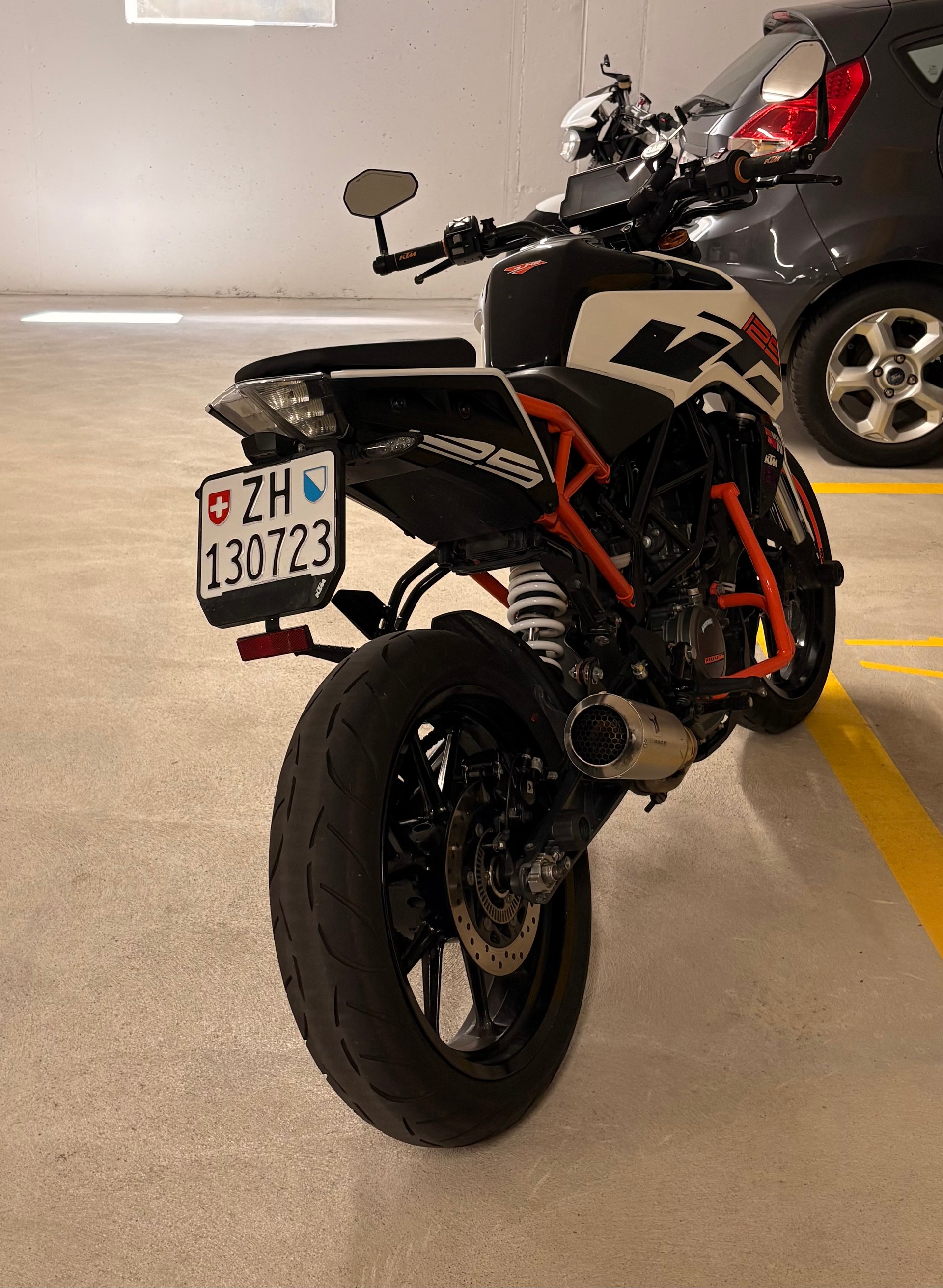 KTM 125 Duke ABS-image-3