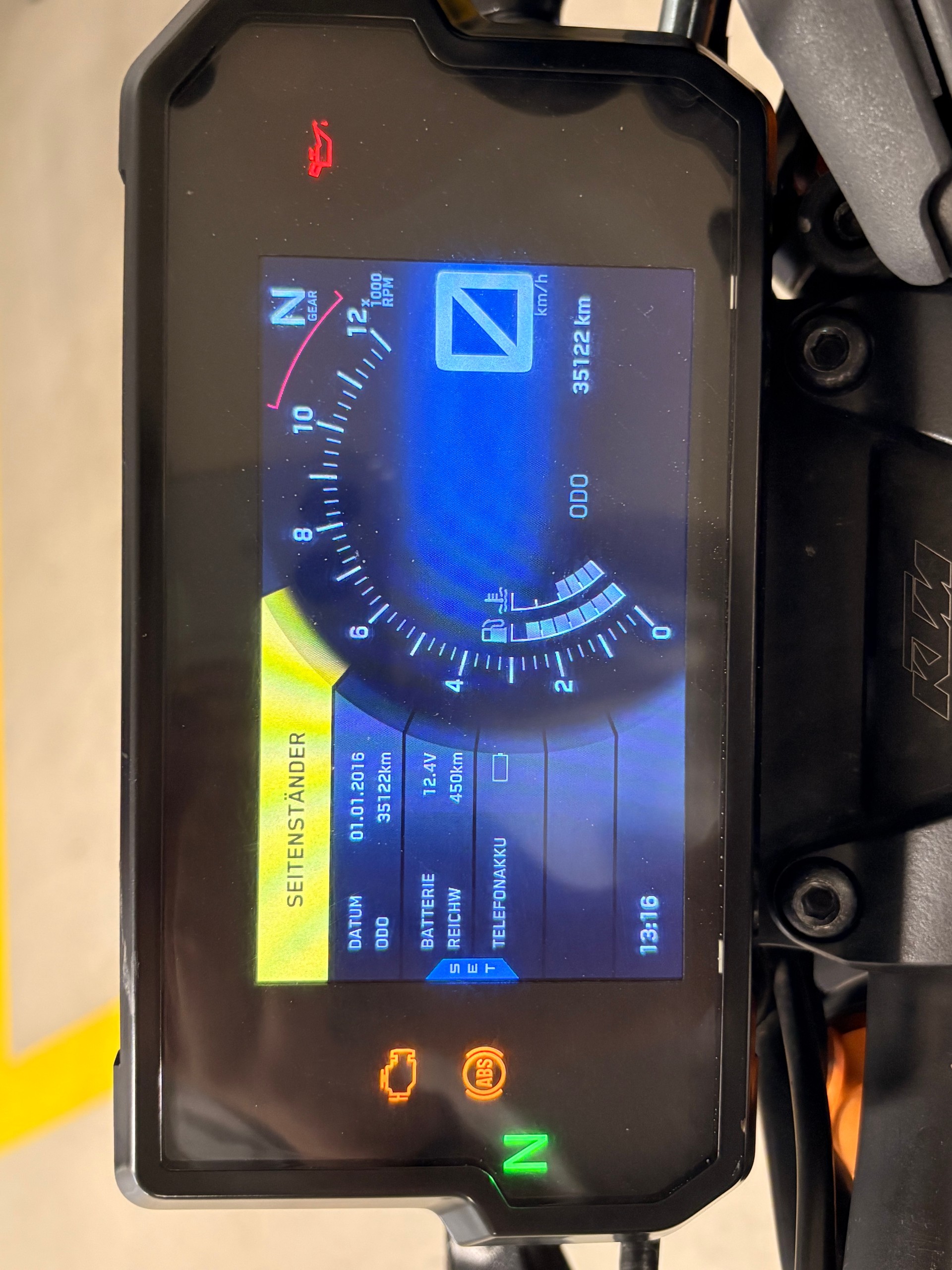 KTM 125 Duke ABS-image-7