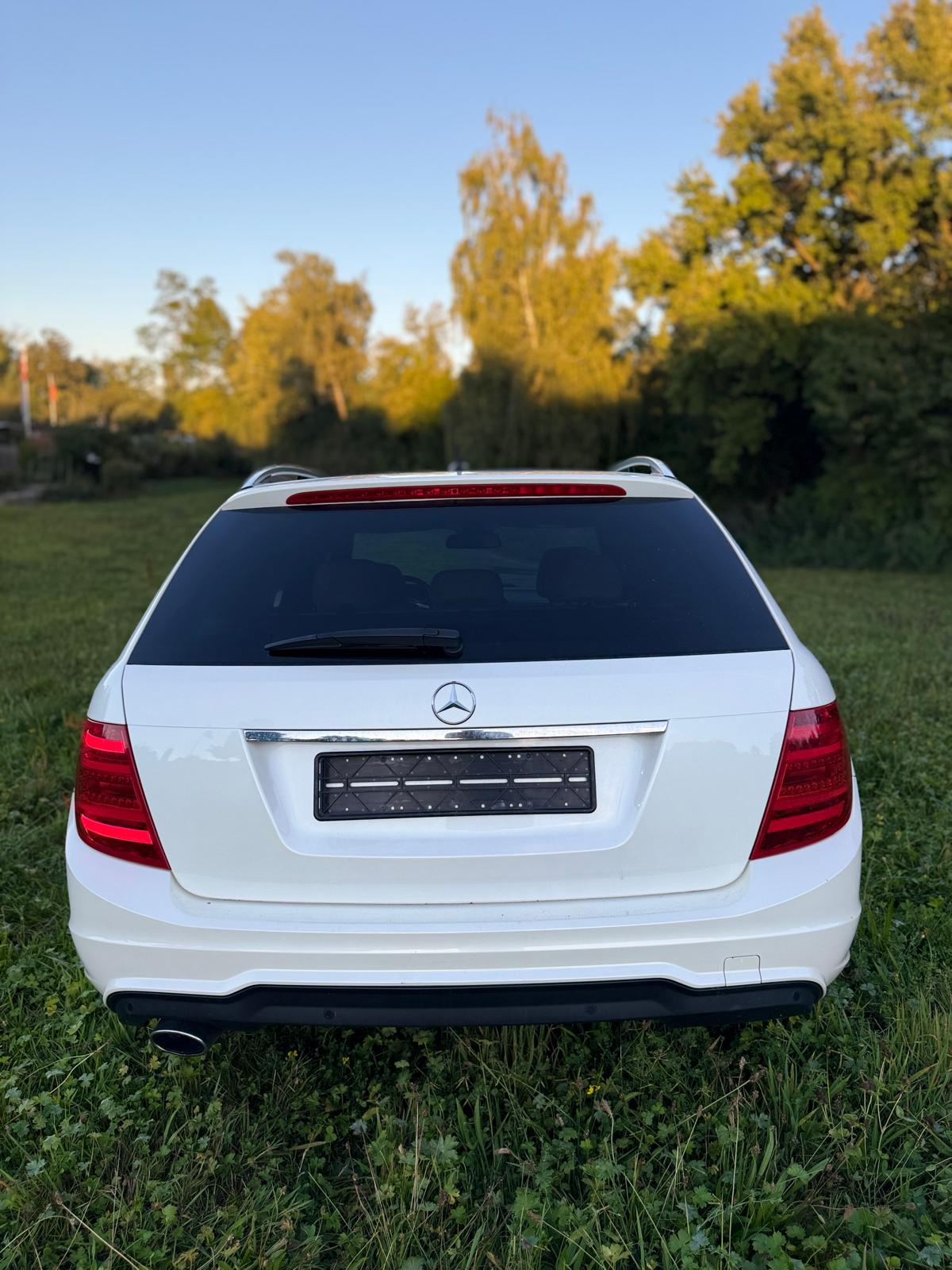 MERCEDES-BENZ C 250 CDI AMG Avantgarde 4Matic 7G-Tronic-image-7