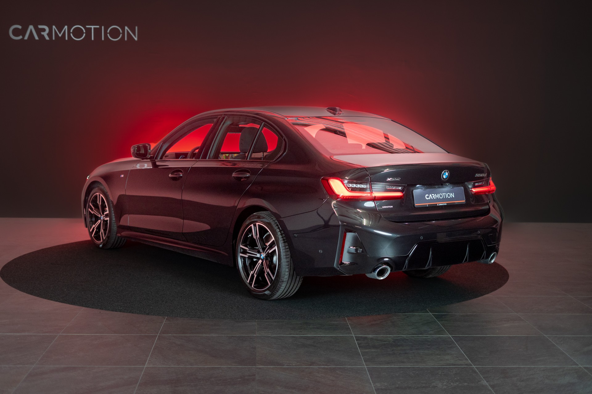 BMW 330d xDrive SAG / LCI / 360°Kamera / Ambientebeleuchtung-image-6
