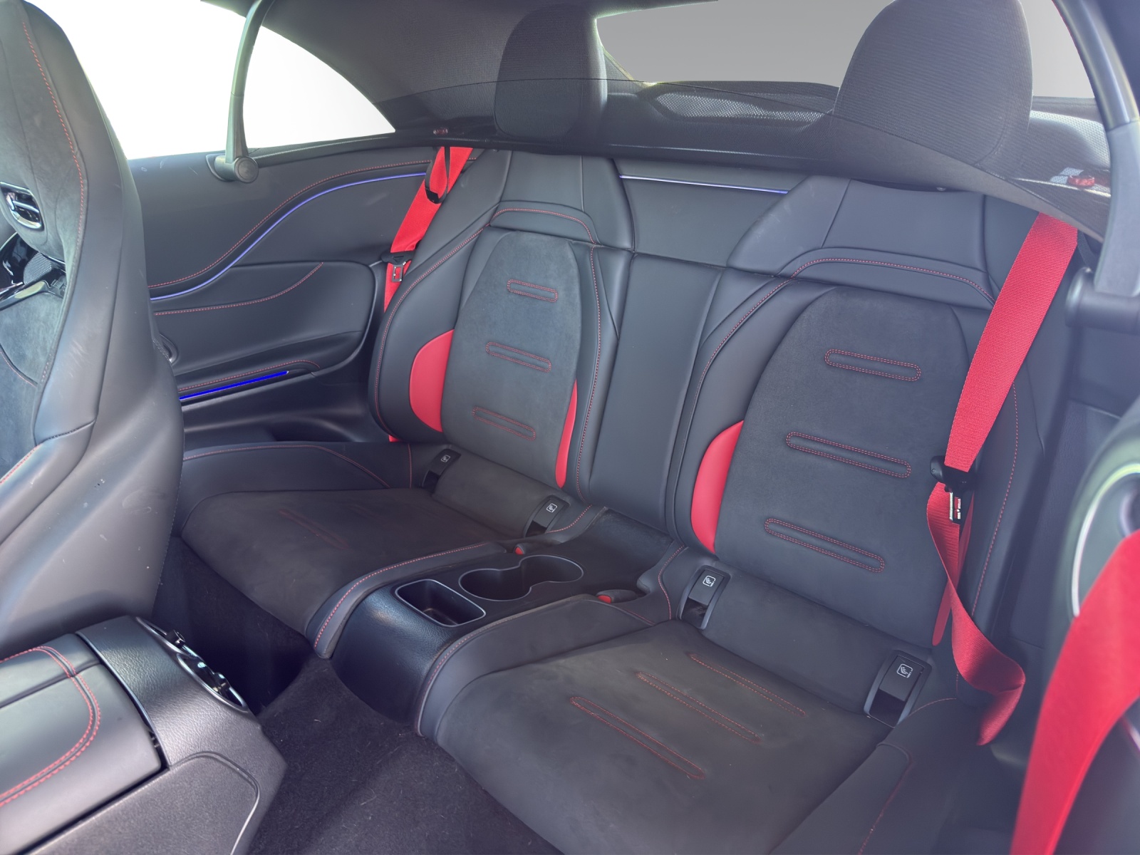 MERCEDES-BENZ CLE AMG 53 Cabrio 4Matic+-image-9