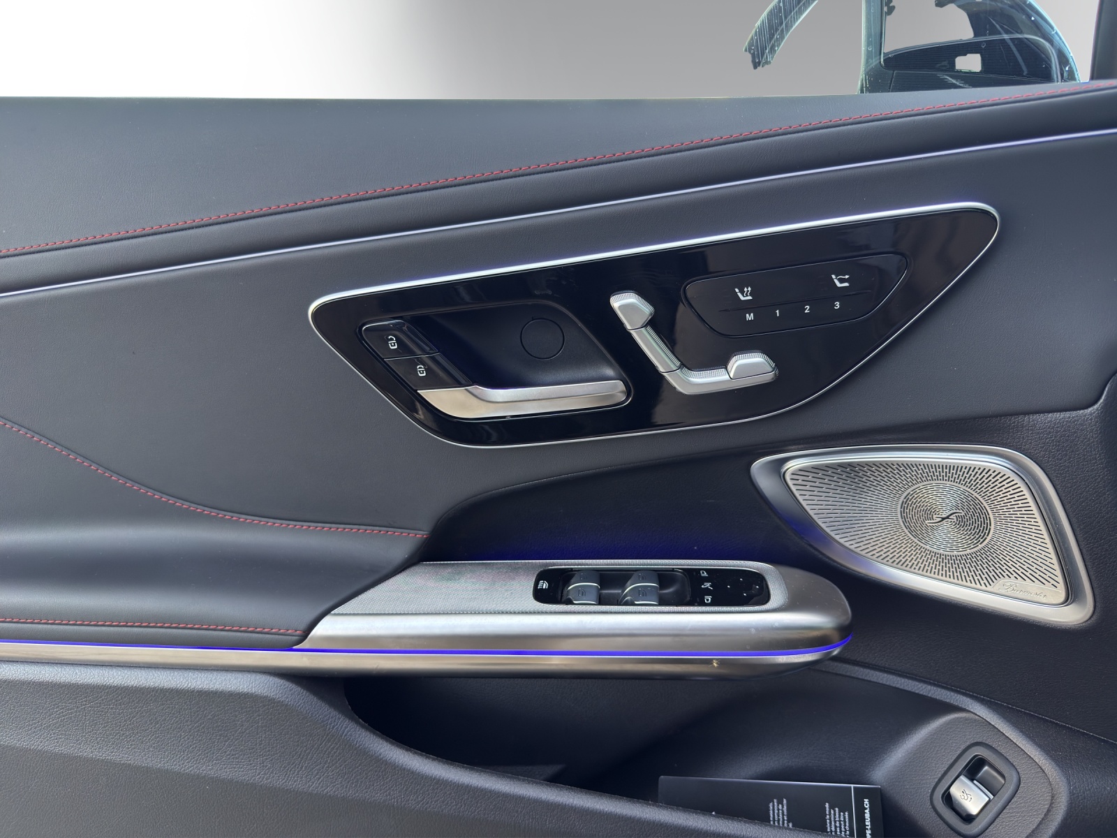 MERCEDES-BENZ CLE AMG 53 Cabrio 4Matic+-image-6