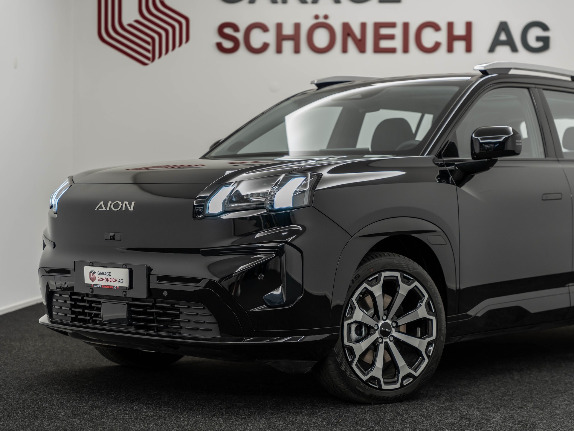 GAC AION V-showroom-element-1