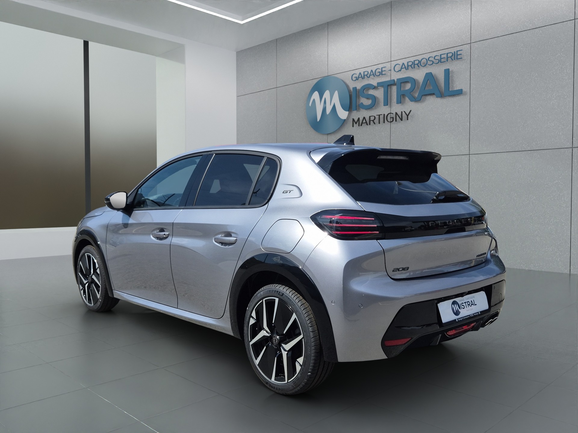PEUGEOT 208 1.2 Hybrid 145 GT Exclusive-showroom-element-2