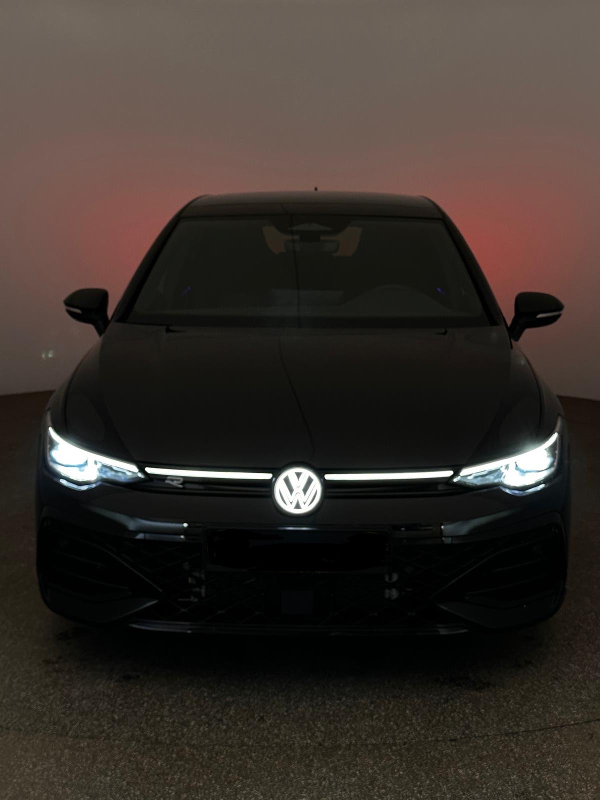 VW Golf 8.5 Model 2.0 TDI R-Line DSG / Panoramadach / Leasing ab 399.--showroom-element-3