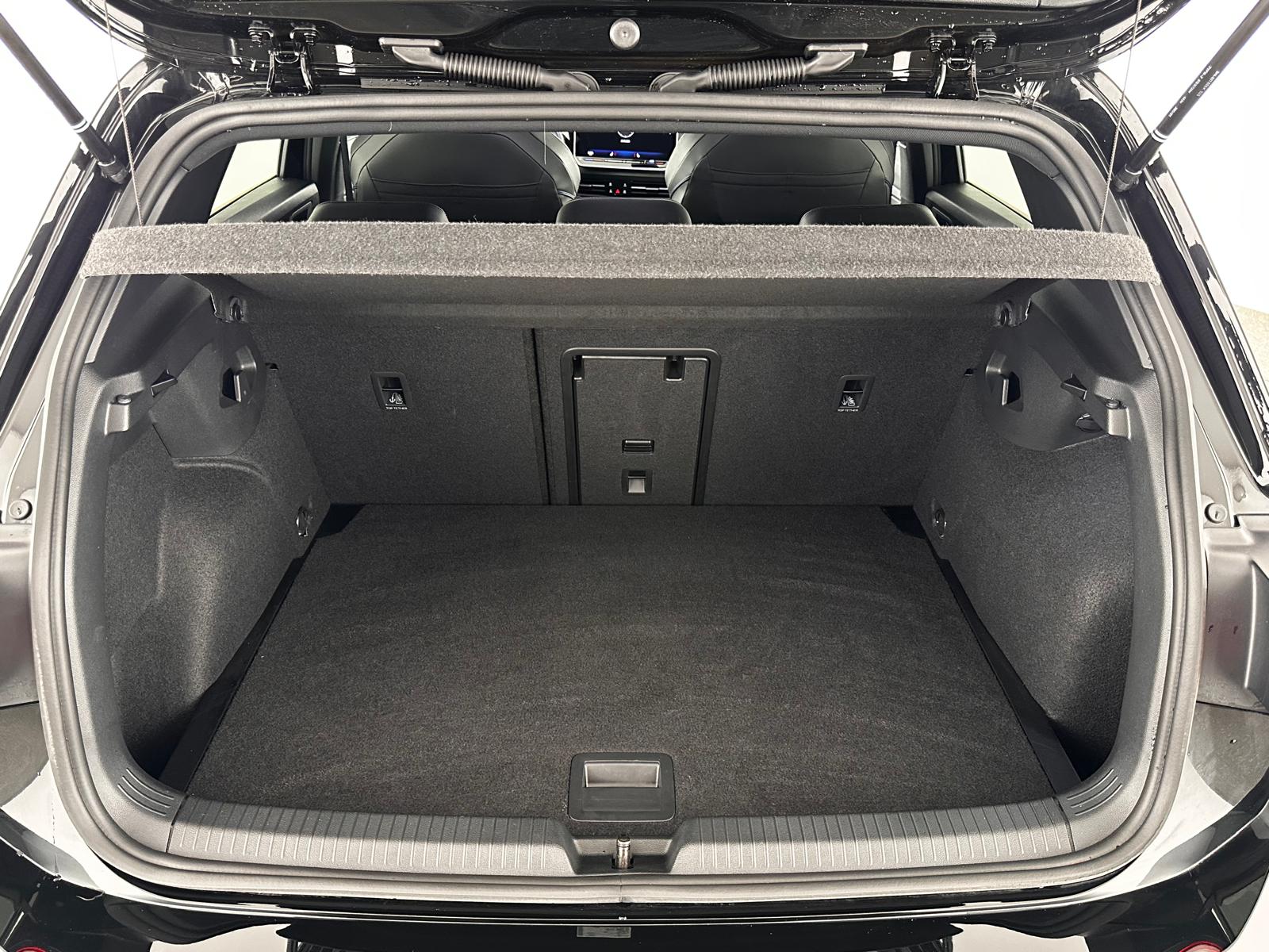 VW Golf 8.5 Model 2.0 TDI R-Line DSG / Panoramadach / Leasing ab 399.--image-10