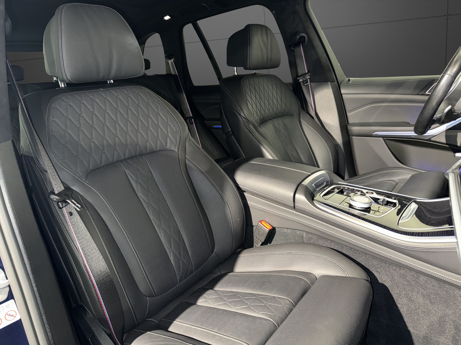 BMW X5 M60i xDrive M Sport-image-17