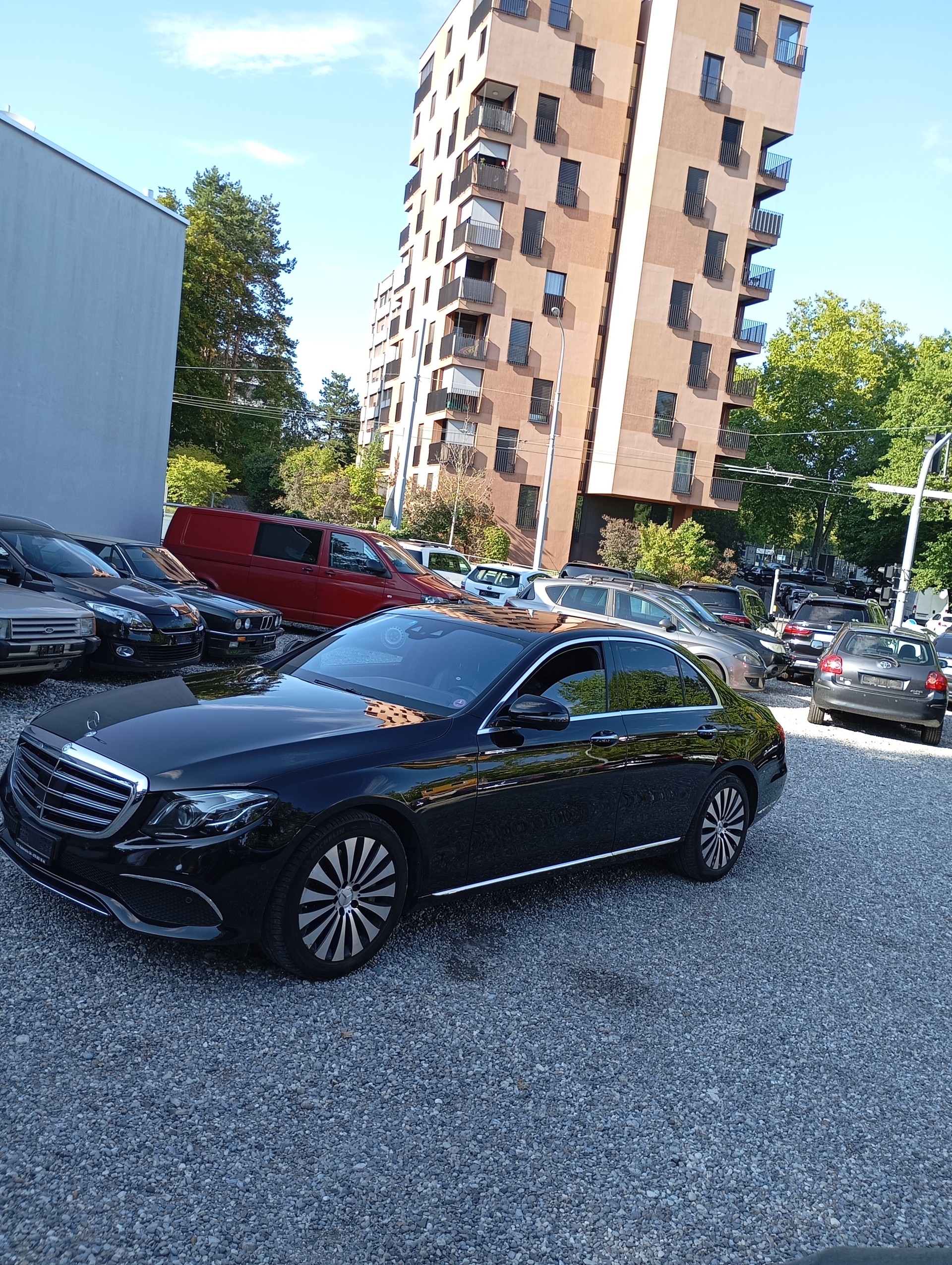 MERCEDES-BENZ E 400 Exclusive 4Matic 9G-Tronic-image-4