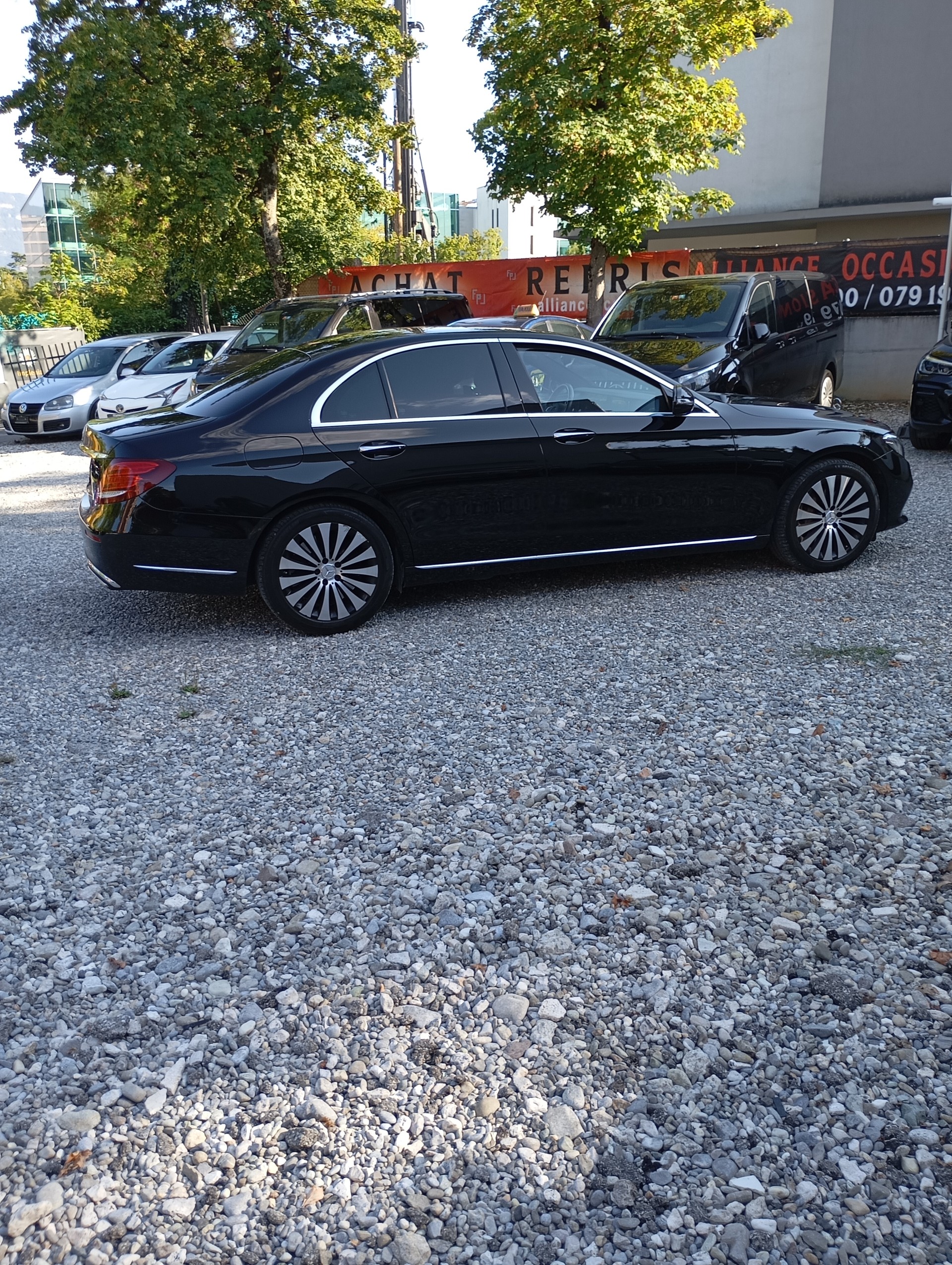 MERCEDES-BENZ E 400 Exclusive 4Matic 9G-Tronic-image-8