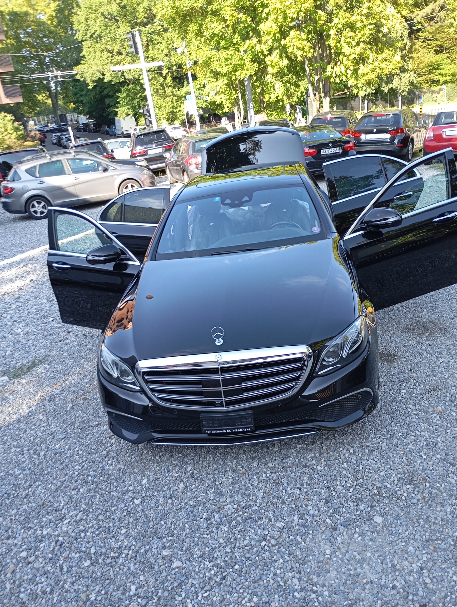 MERCEDES-BENZ E 400 Exclusive 4Matic 9G-Tronic-image-11