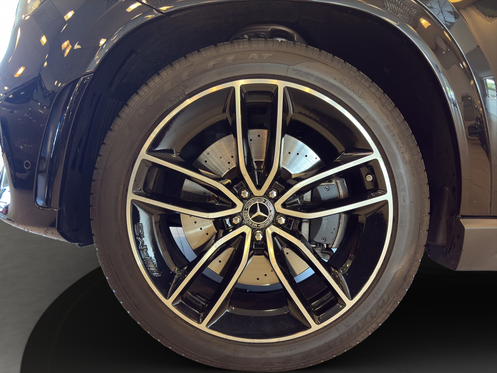 MERCEDES-BENZ GLE 450 4Matic AMG Line 9G-Tronic-image-6