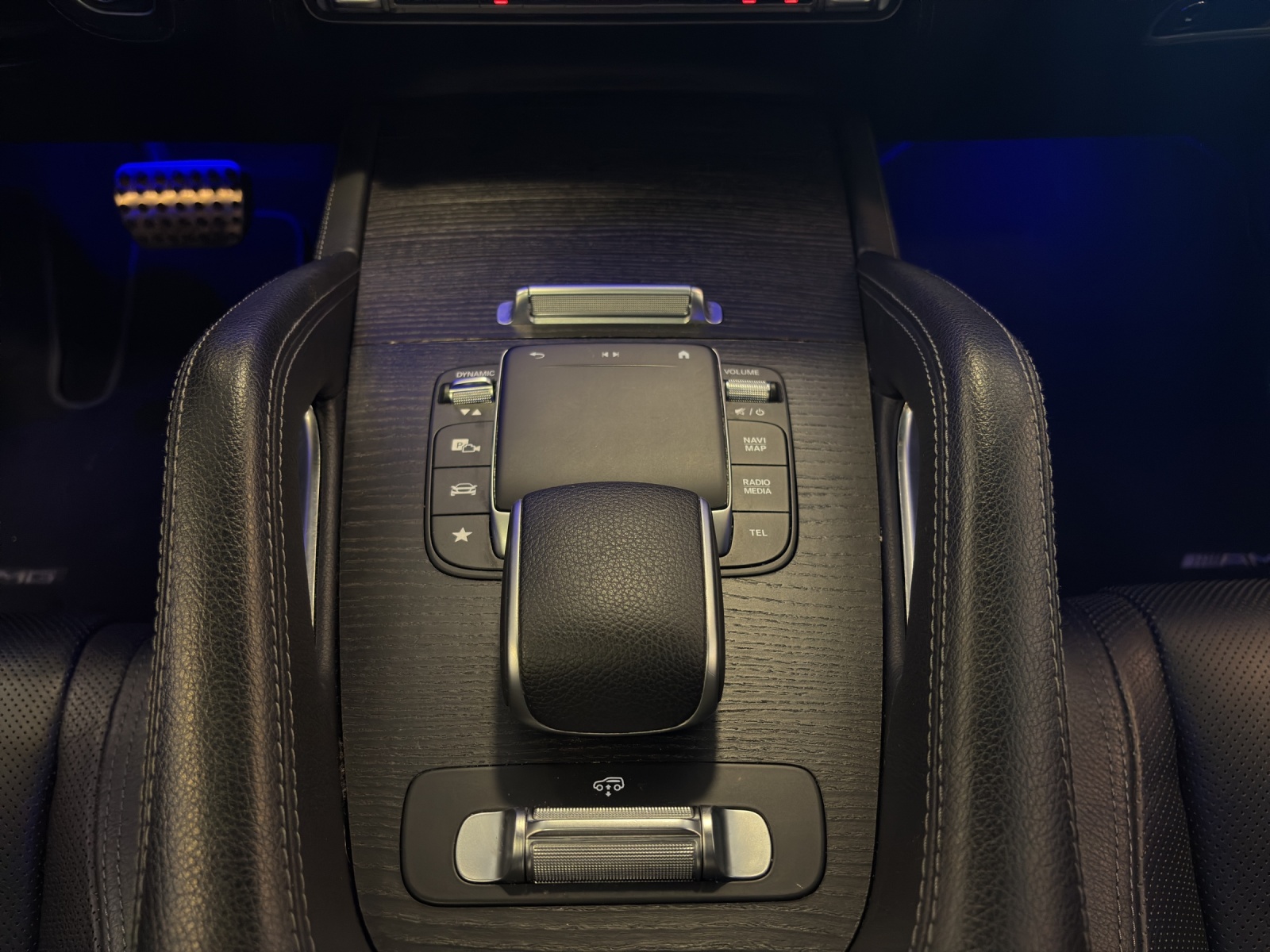 MERCEDES-BENZ GLE 450 4Matic AMG Line 9G-Tronic-image-11
