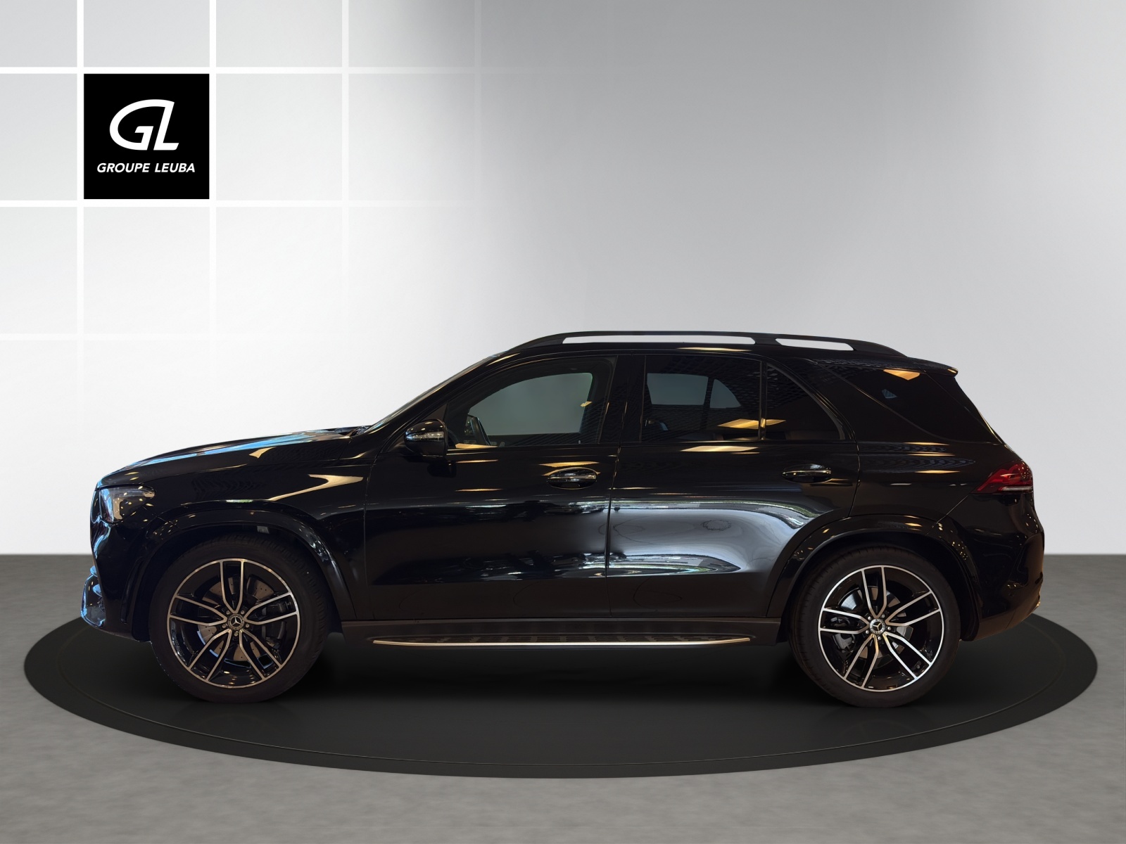 MERCEDES-BENZ GLE 450 4Matic AMG Line 9G-Tronic-showroom-element-2