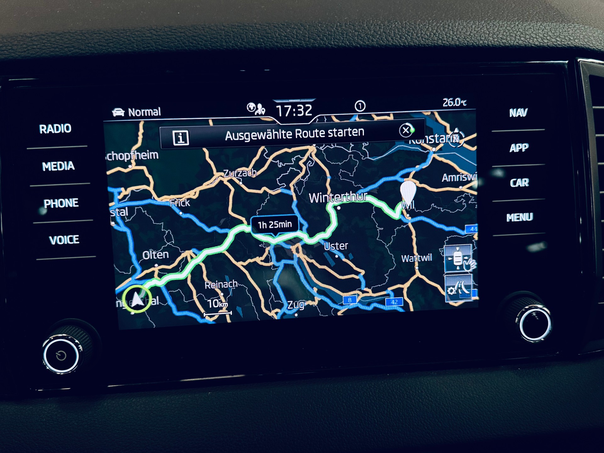 SKODA Karoq 2.0 TSI SportLine 4x4 DSG-image-22