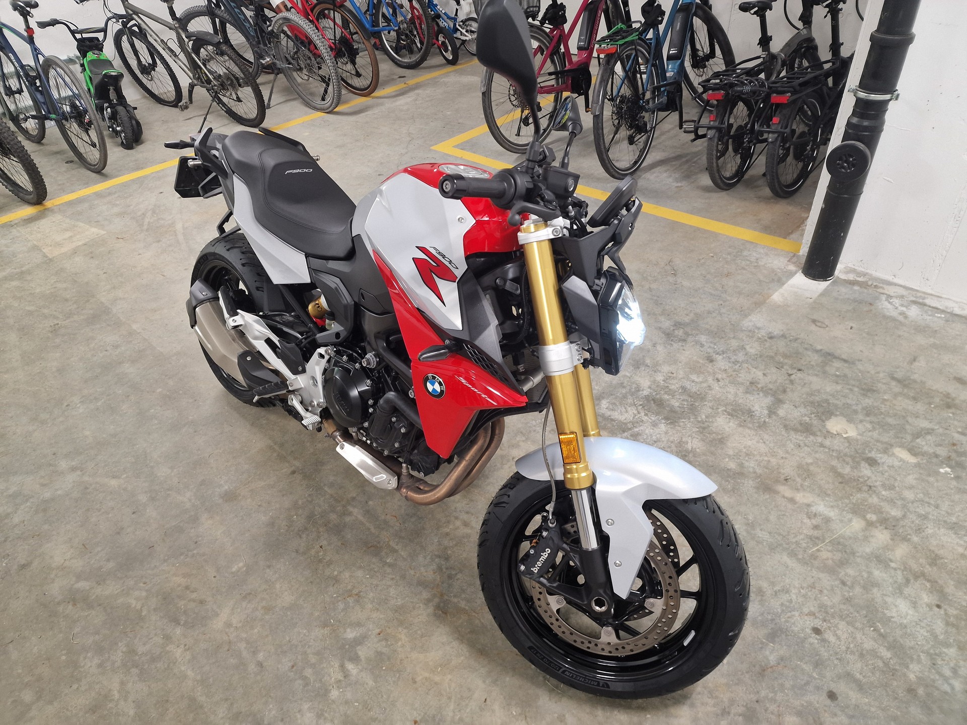 BMW F 900 R A2 (35kW) ABS-image-0