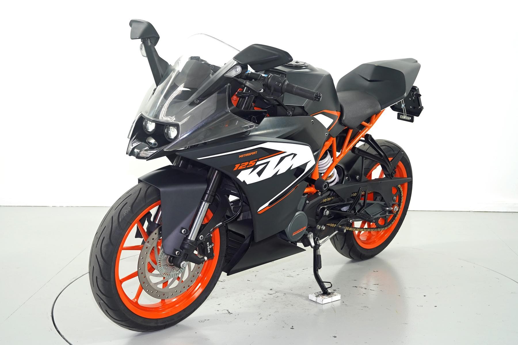 KTM RC 125 ABS-image-2