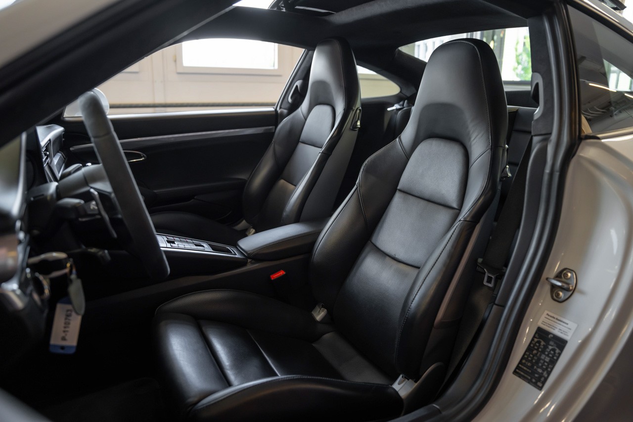 PORSCHE 911 Carrera S PDK-image-12