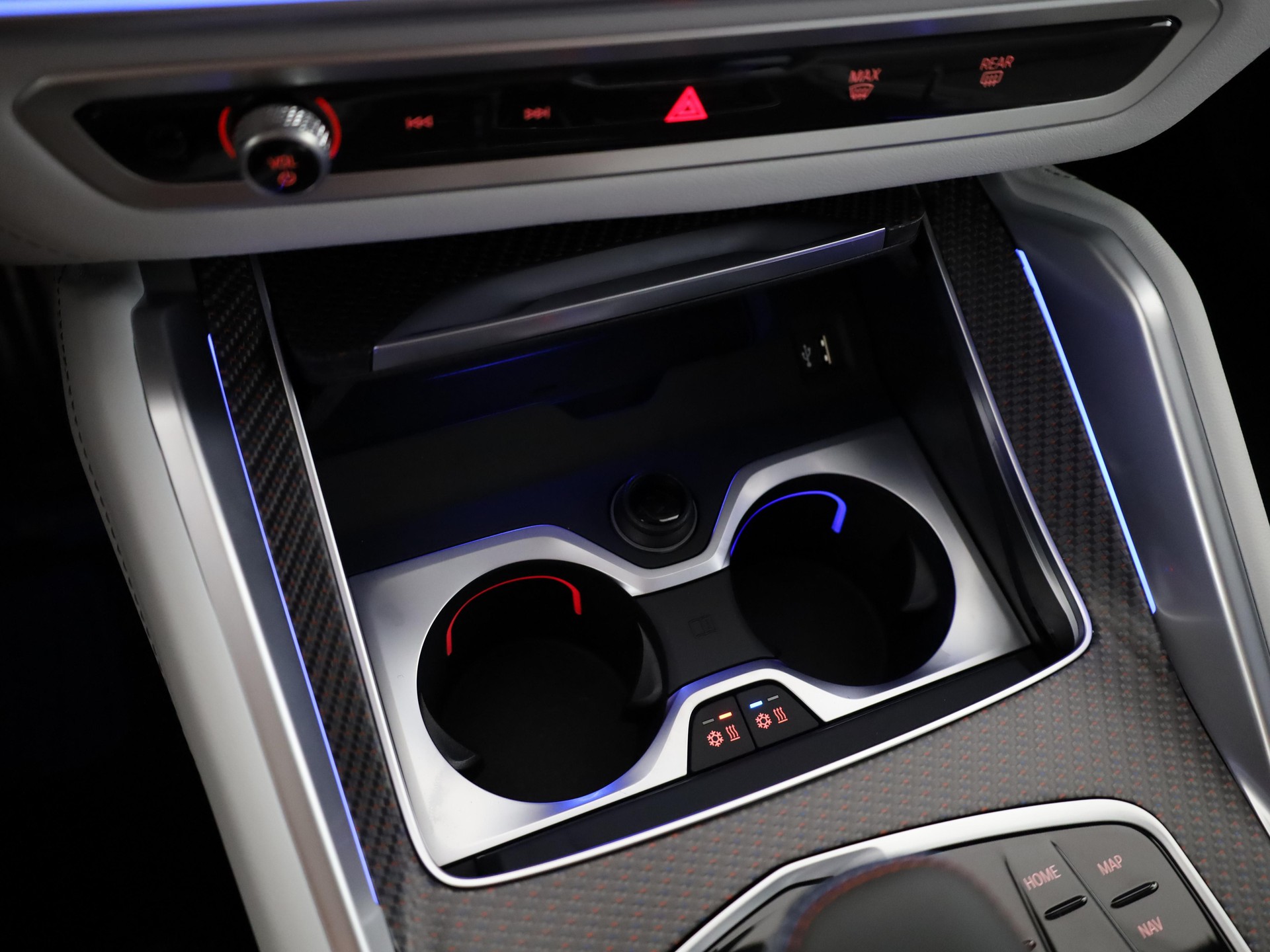 BMW XM G09 Label Plug-in Hybrid-image-19