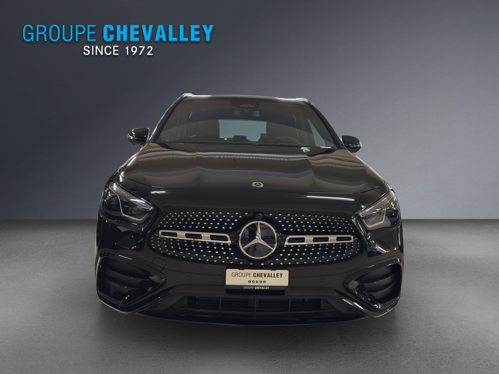 MERCEDES-BENZ GLA 250e with EQ Hybrid Technology-showroom-element-3