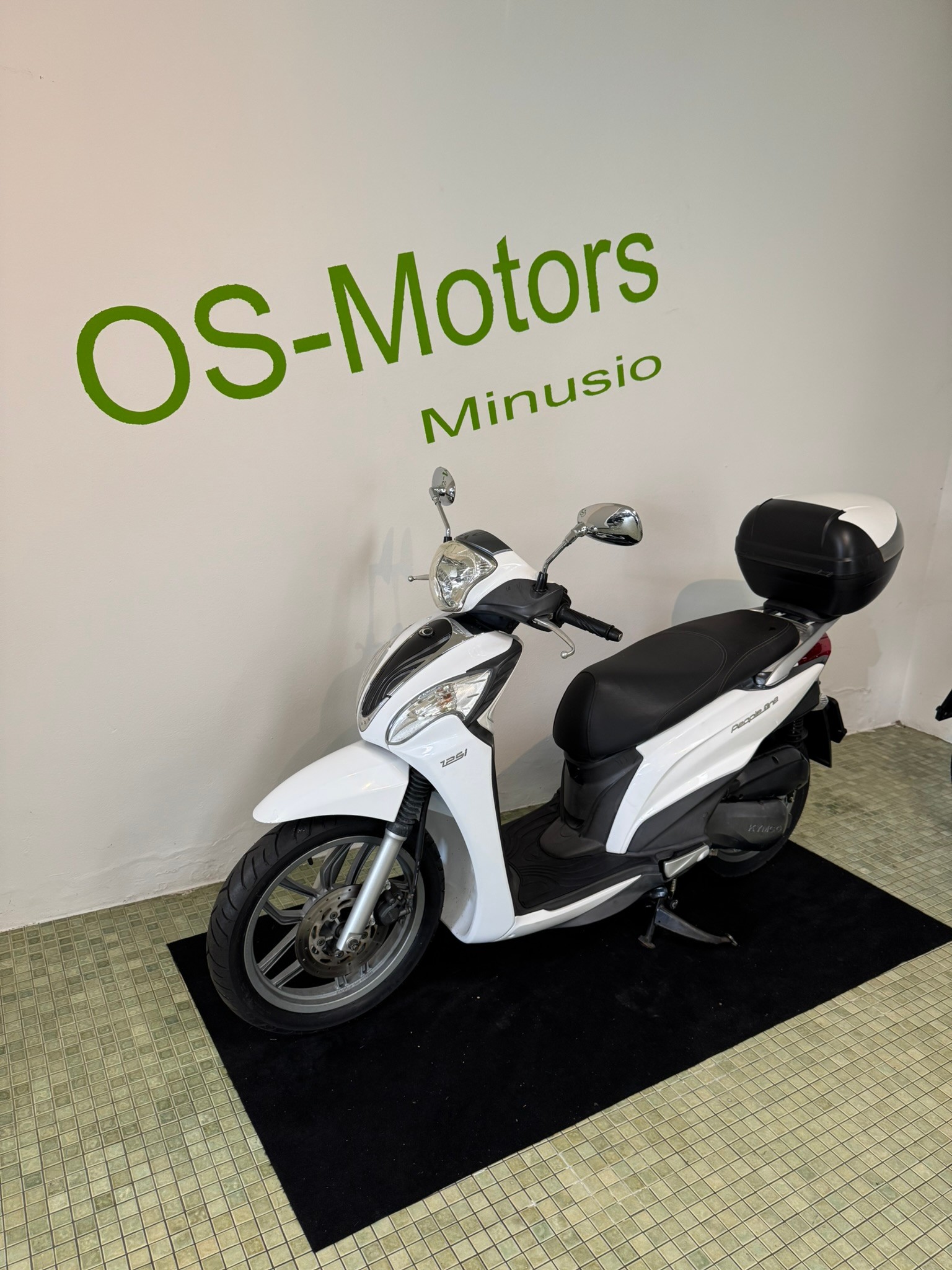 KYMCO People-image-0