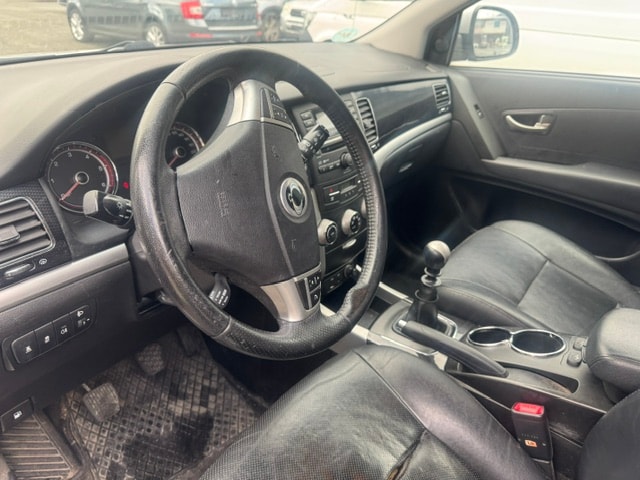 KGM-SsangYong Korando 2.0 e-XDI Sapphire 4WD-image-8