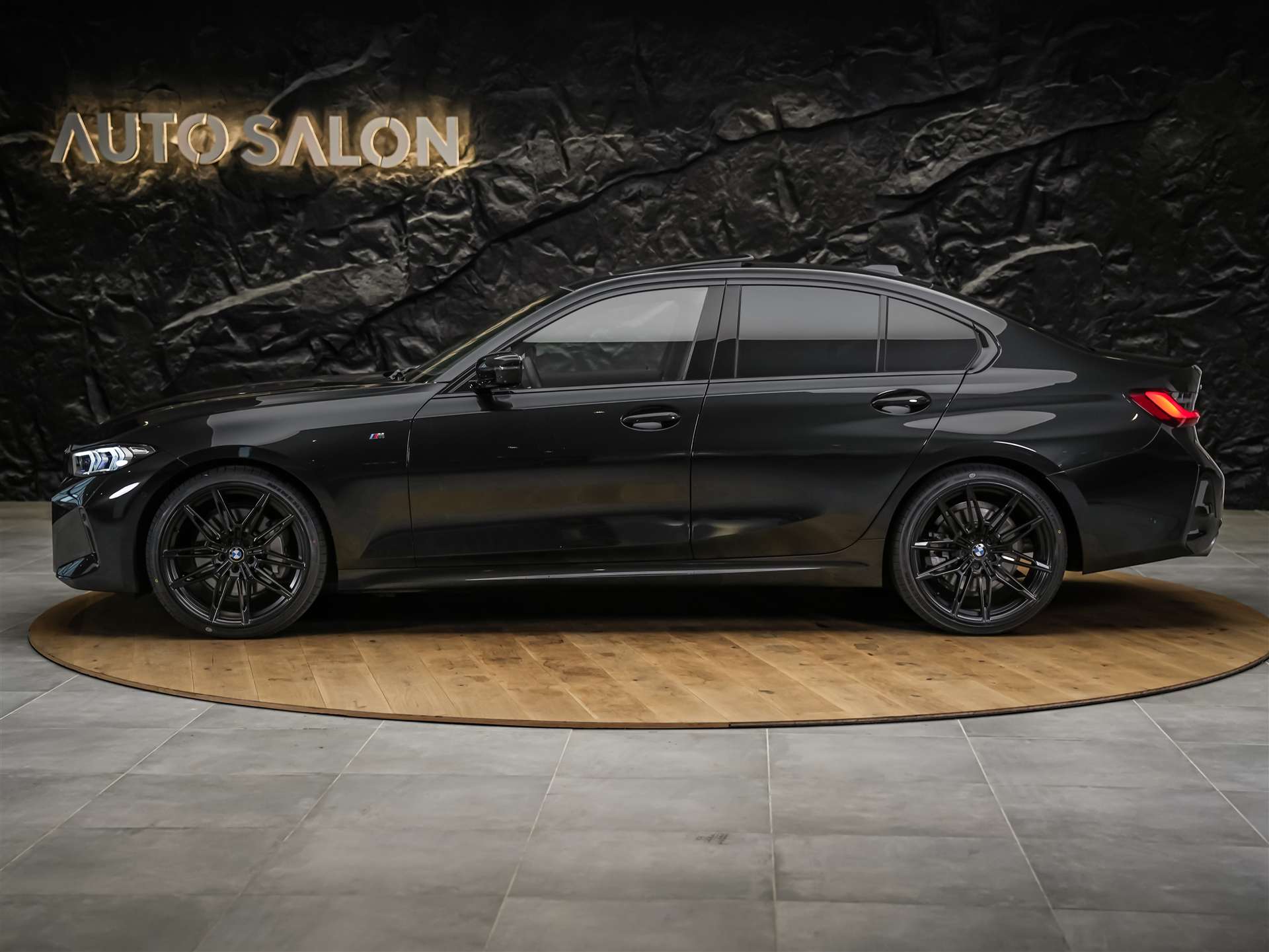 BMW 330d xDrive Steptronic M Sport Pro *Facelift*Werksgarantie*Panorama*360°*Head-Up*-showroom-element-2