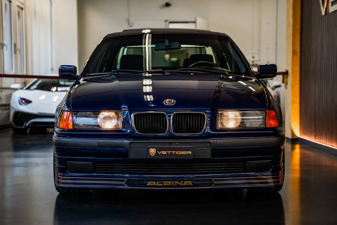 BMW-ALPINA B3 3.0-showroom-element-1