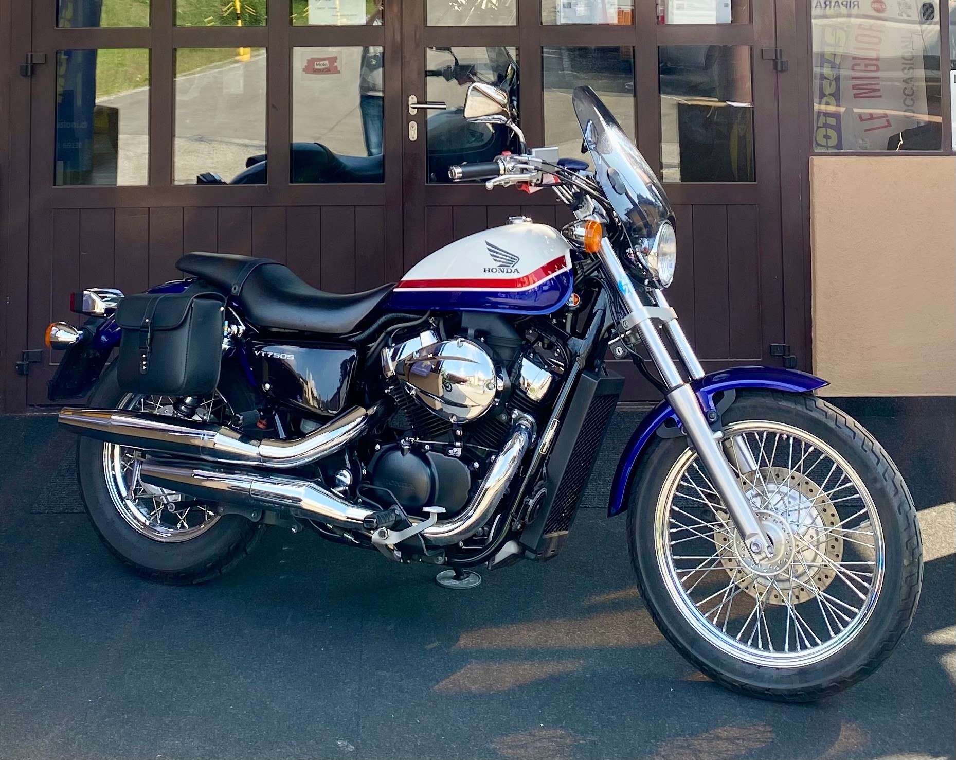HONDA VT 750 CS Shadow S-image-4