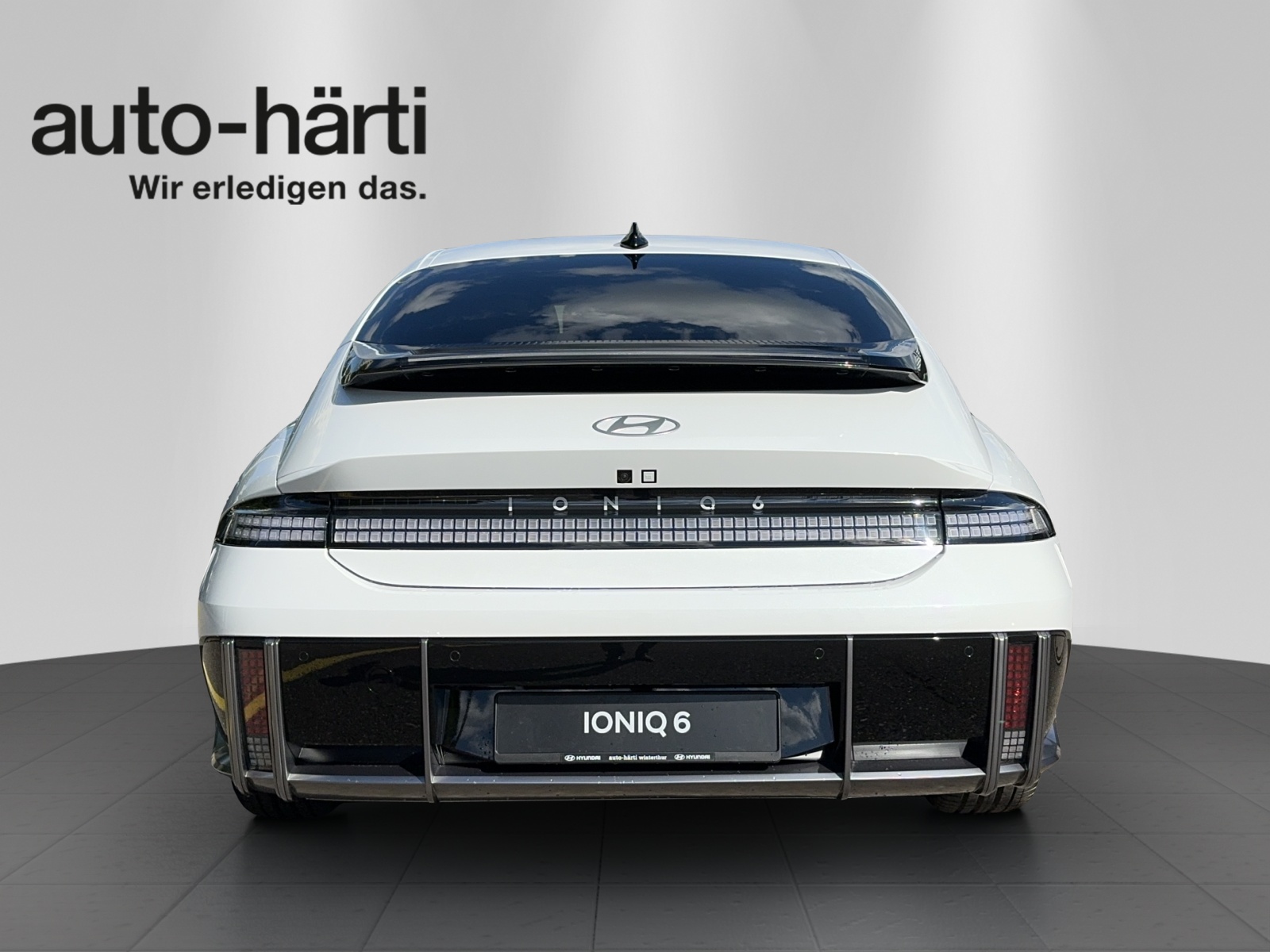HYUNDAI Ioniq 6 77kWh Launch 2WD-showroom-element-3