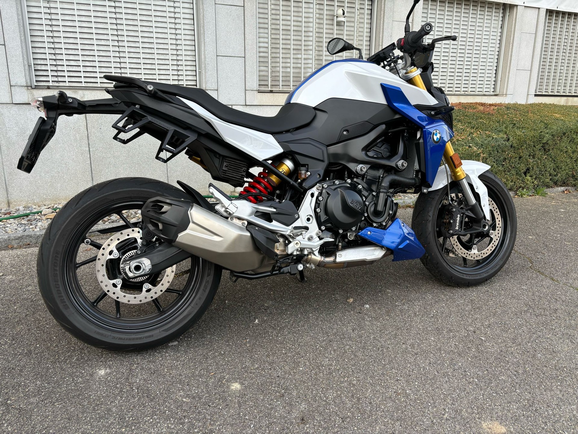 BMW F 900 R ABS-image-1