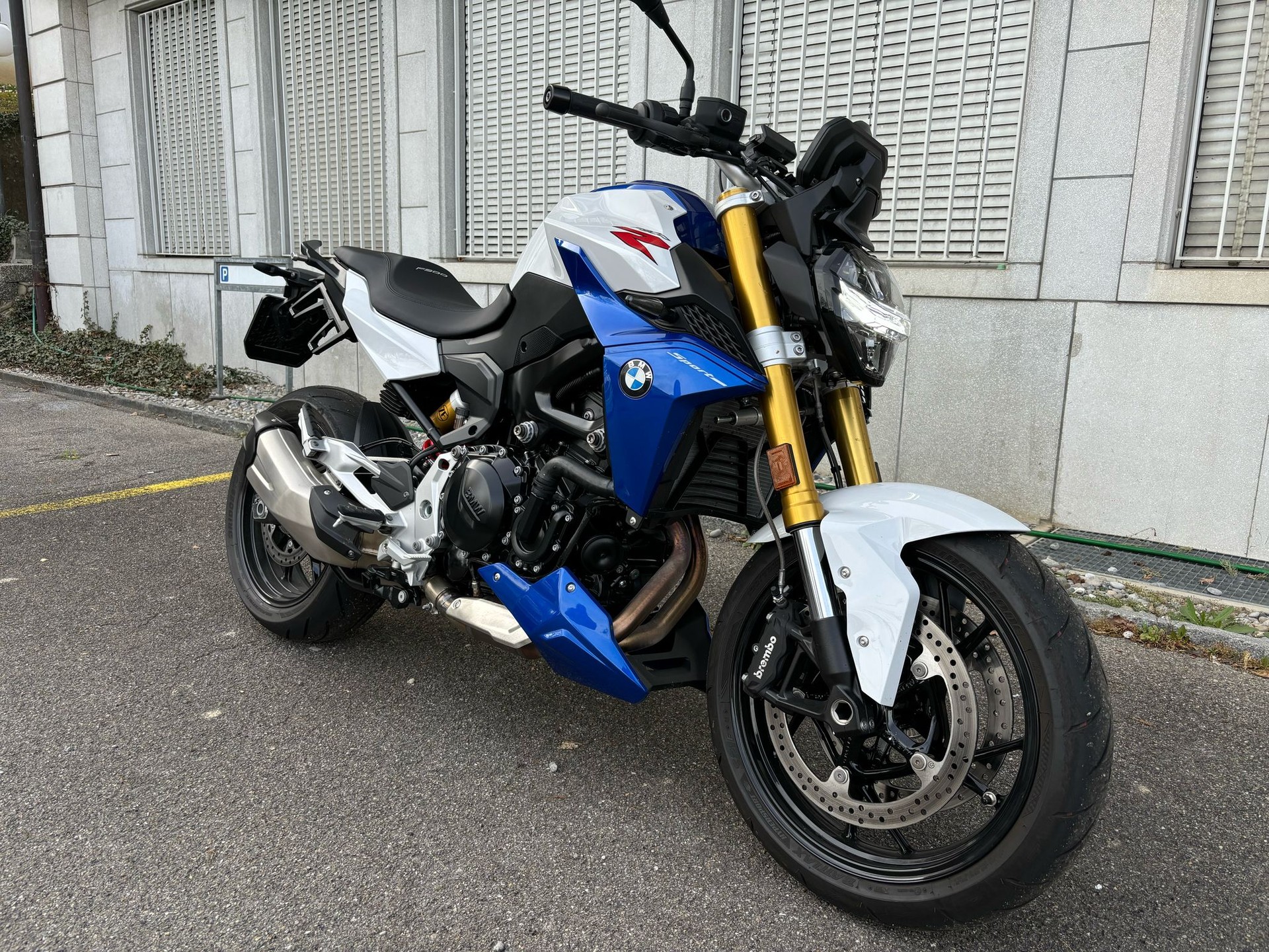 BMW F 900 R ABS-image-0