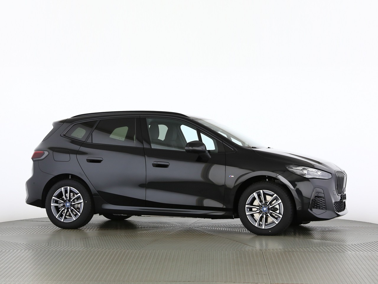 BMW 230e xDr. Act. T. M Sport-image-16