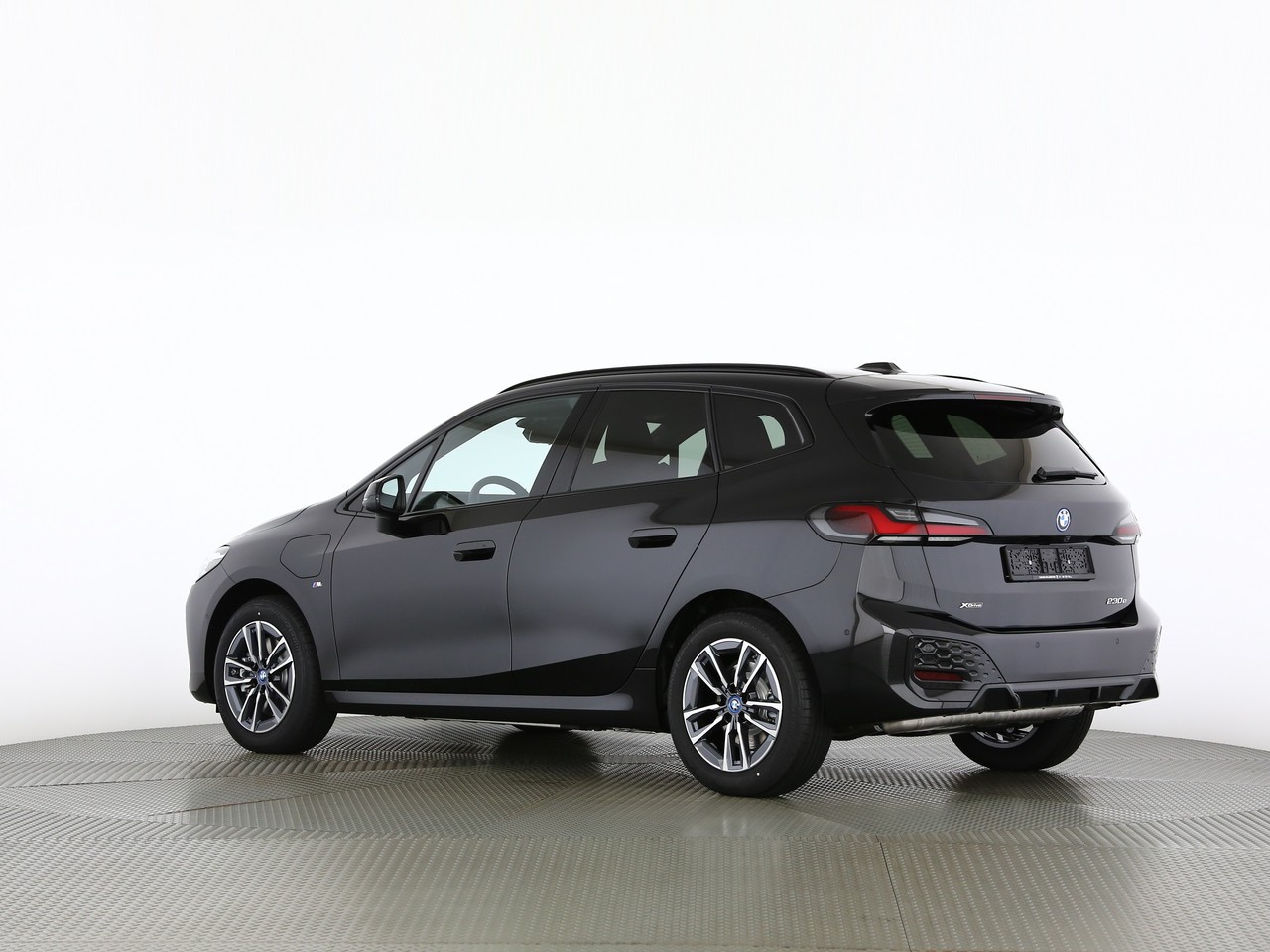 BMW 230e xDr. Act. T. M Sport-image-7