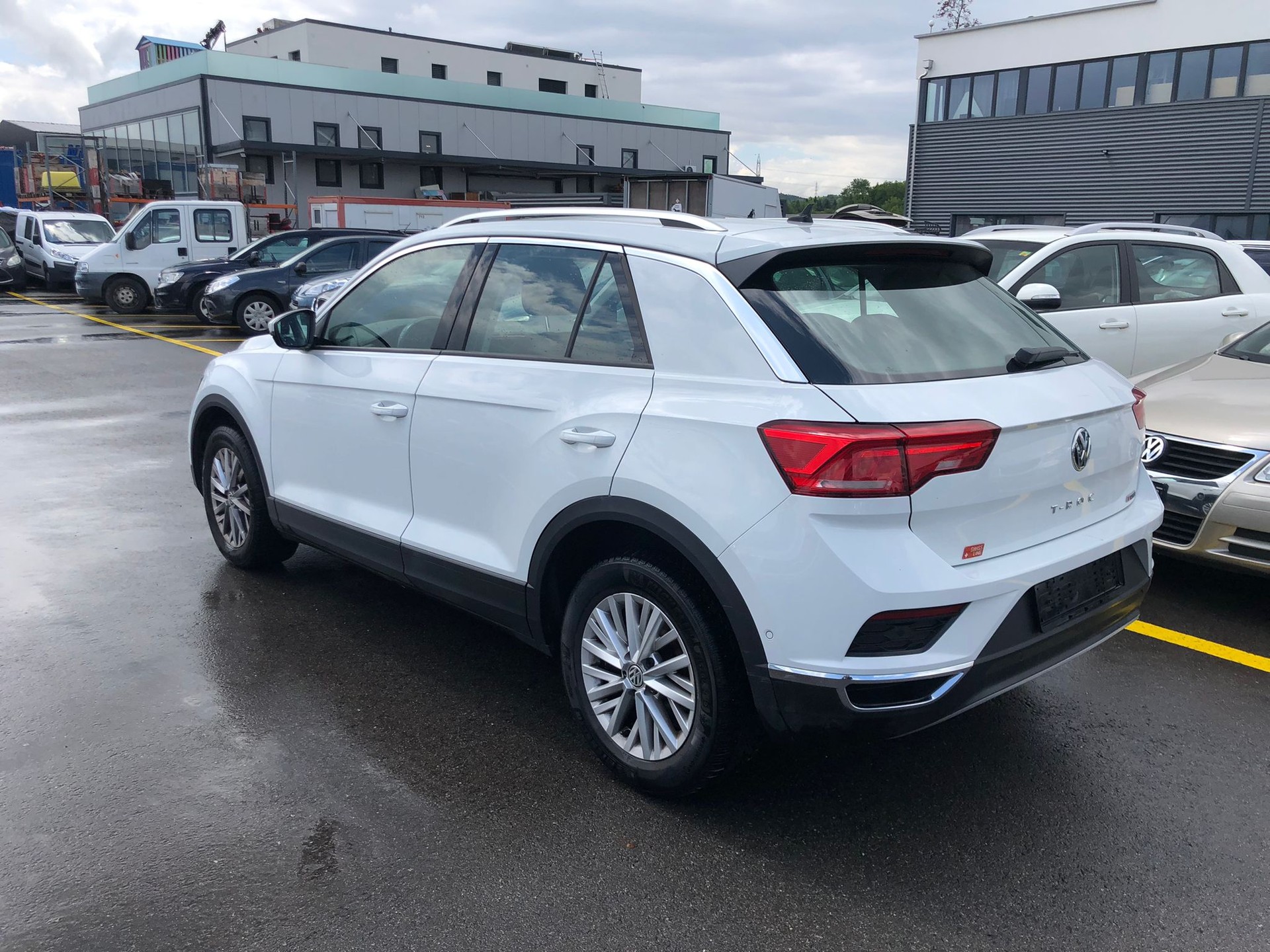 VW T-Roc 1.5 TSI EVO Advance DSG 4Motion-image-3