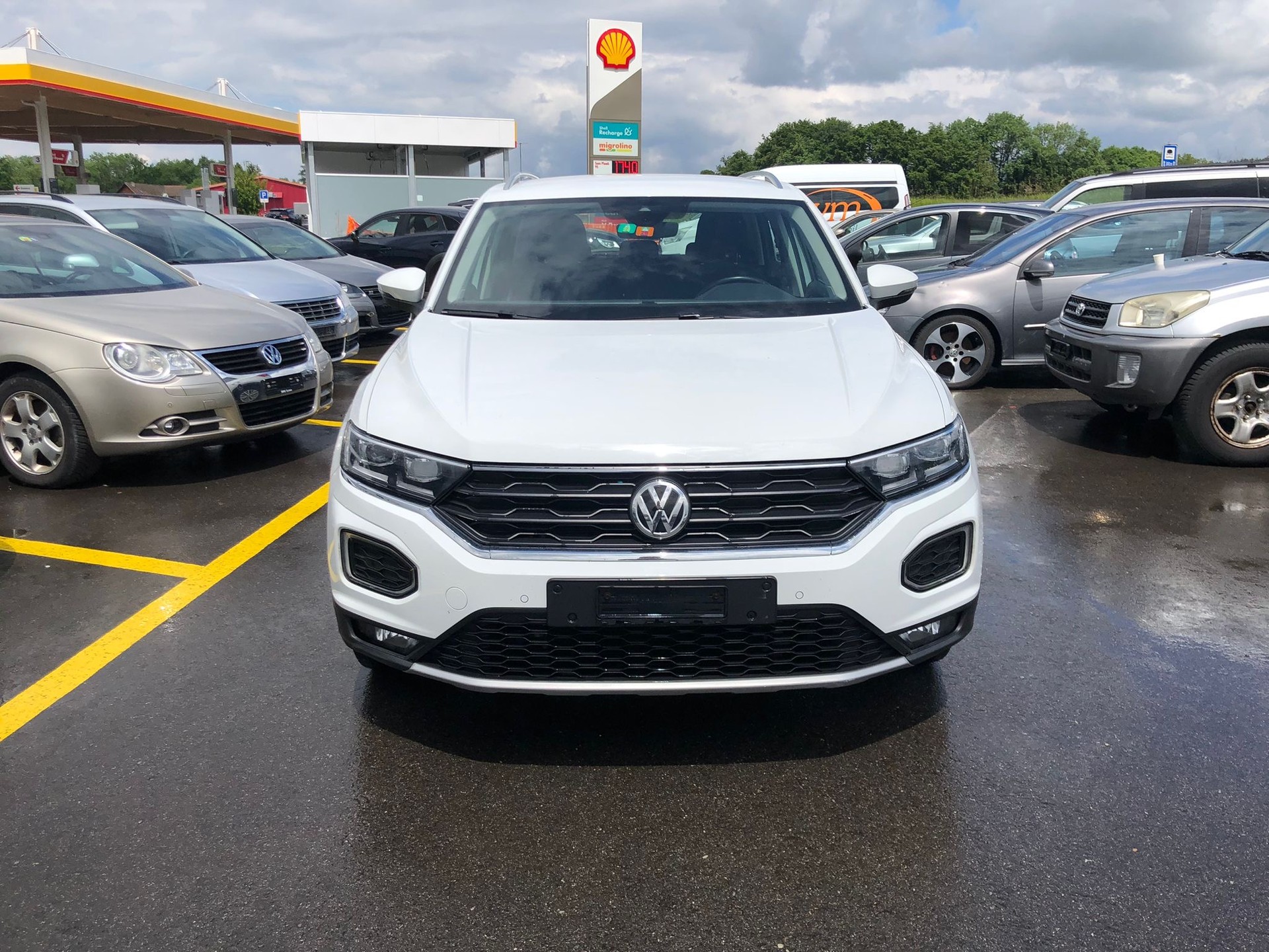 VW T-Roc 1.5 TSI EVO Advance DSG 4Motion-image-1